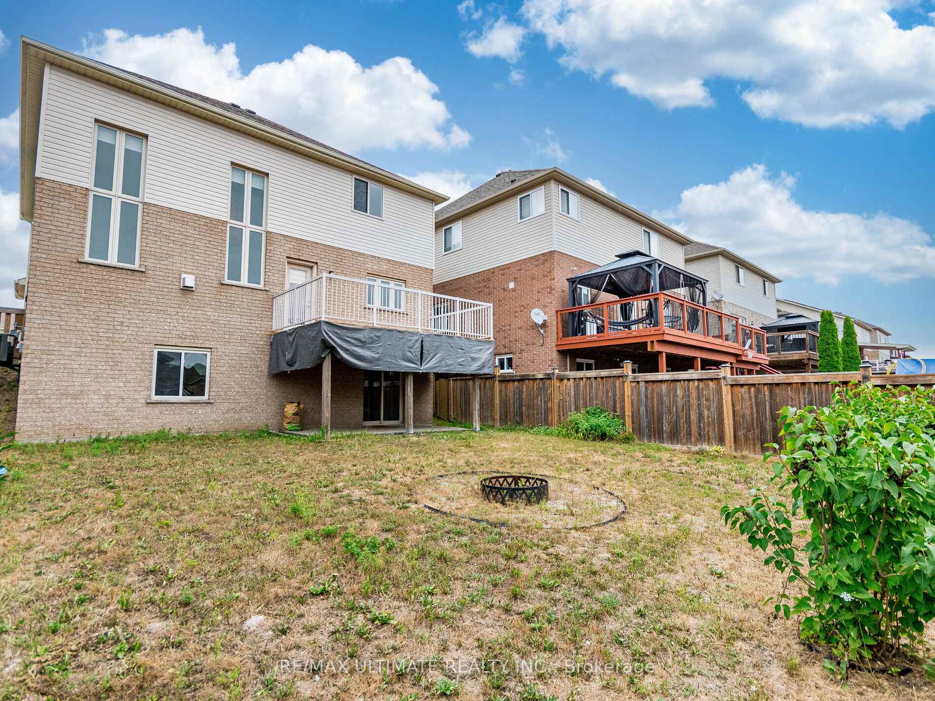 Photo 35 of 621 Thomas Slee Drive, Kitchener, Doon South — HOMEH