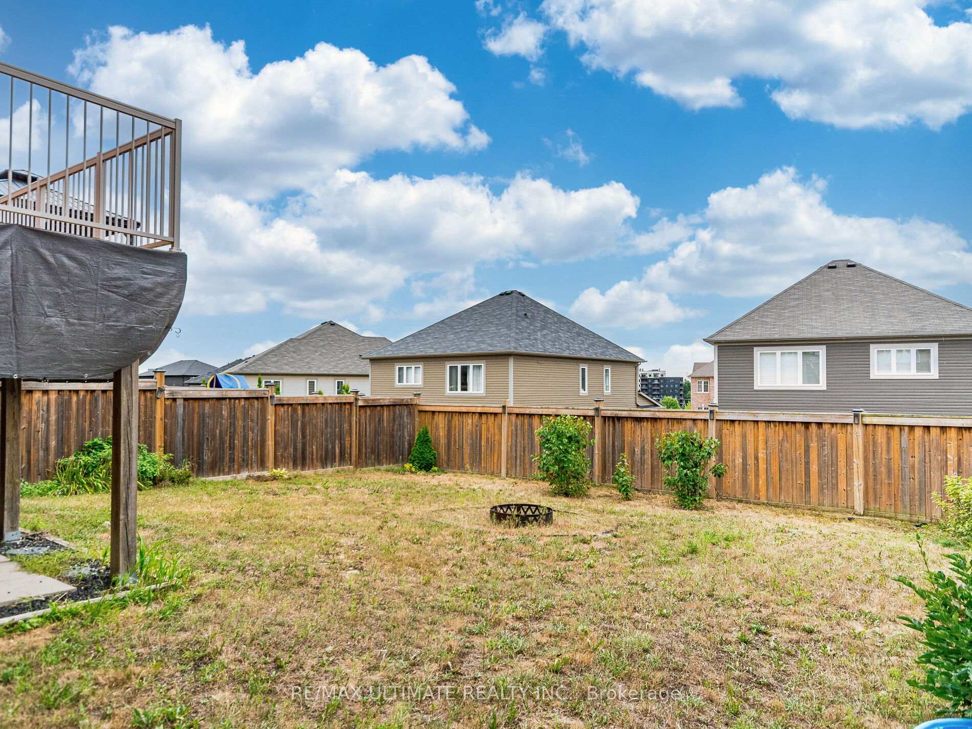Photo 36 of 621 Thomas Slee Drive, Kitchener, Doon South — HOMEH