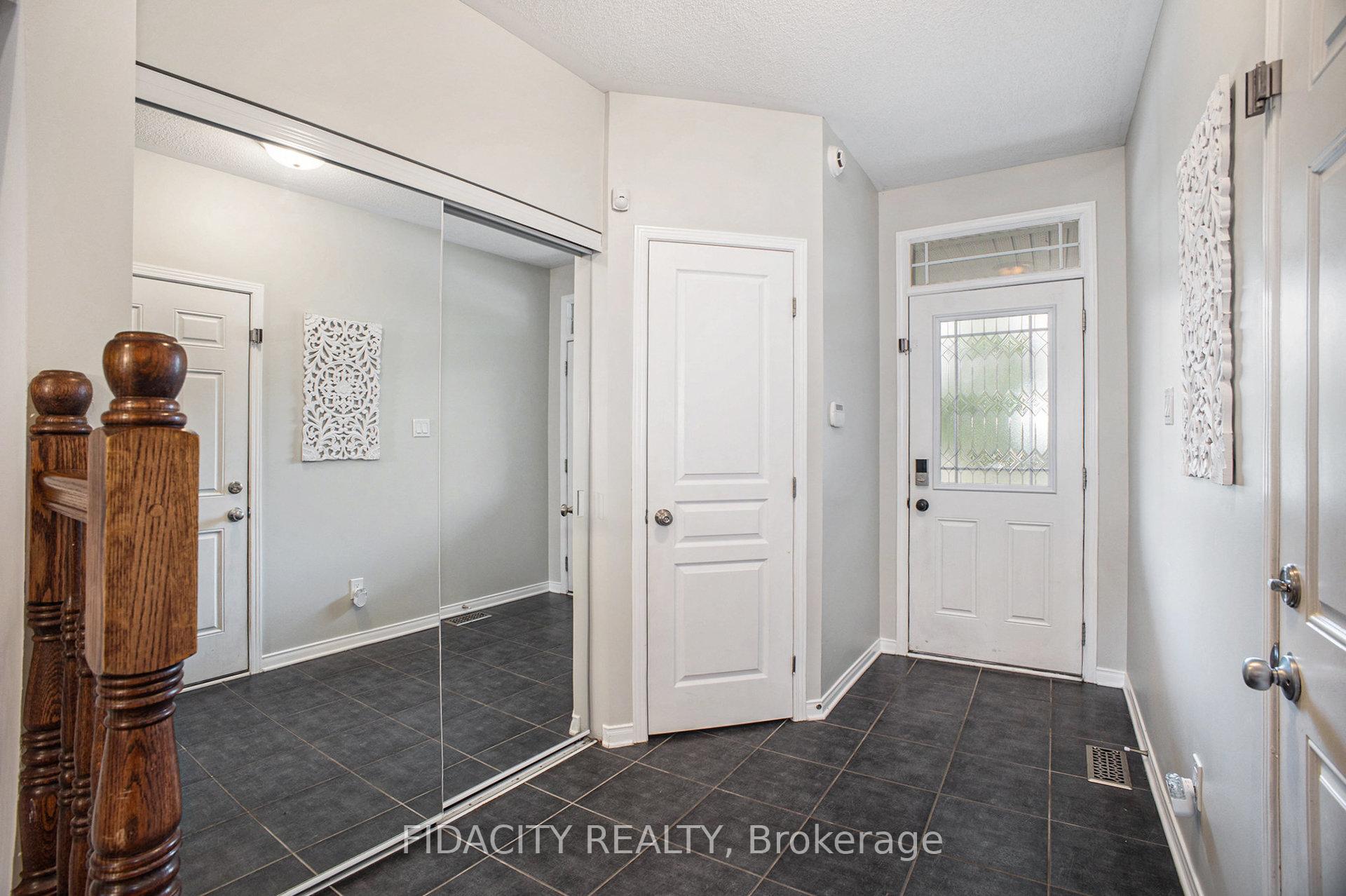 Photo 2 of 1493 Carronbridge Circle, Ottawa, Kanata - Emerald Meadows/Trailwest — HOMEH