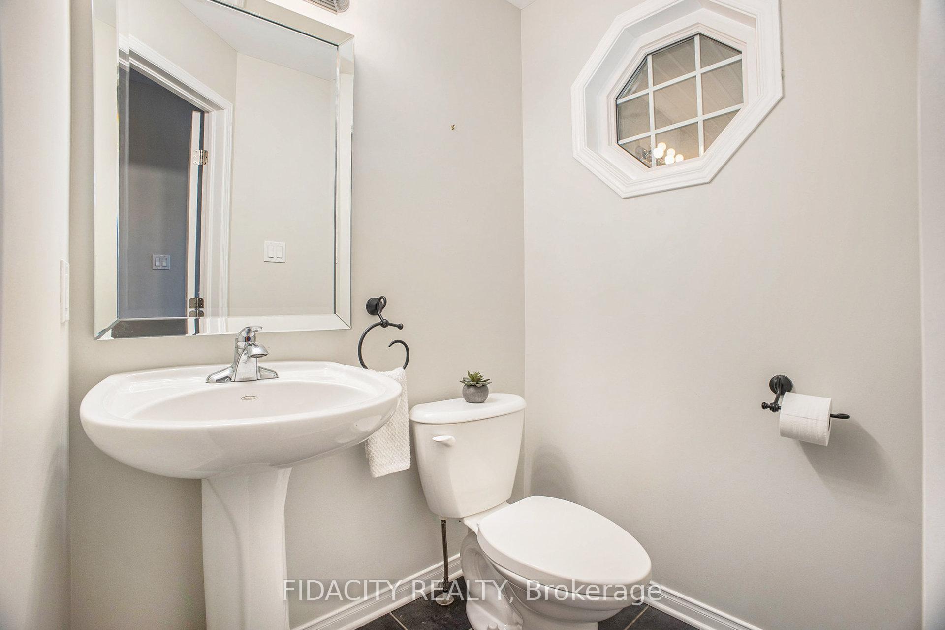 Photo 12 of 1493 Carronbridge Circle, Ottawa, Kanata - Emerald Meadows/Trailwest — HOMEH