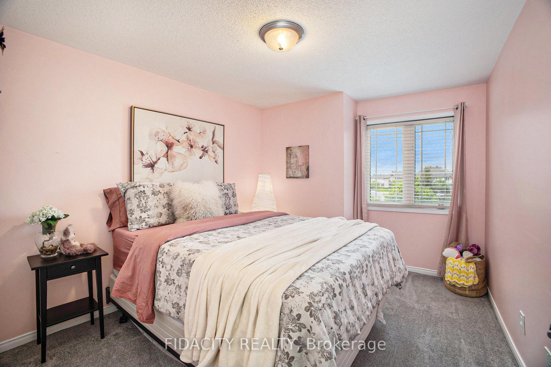 Photo 18 of 1493 Carronbridge Circle, Ottawa, Kanata - Emerald Meadows/Trailwest — HOMEH