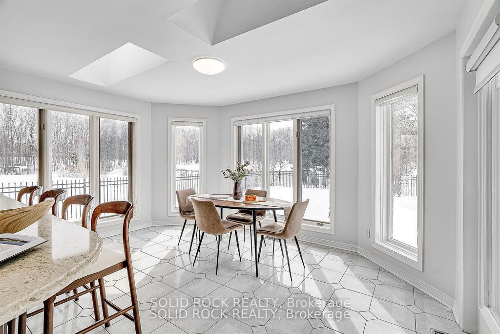Photo 13 of 42 Marchbrook Circle, Ottawa, Kanata - Rural Kanata (Central) — HOMEH