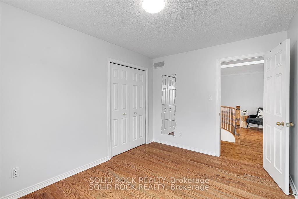 Photo 28 of 42 Marchbrook Circle, Ottawa, Kanata - Rural Kanata (Central) — HOMEH