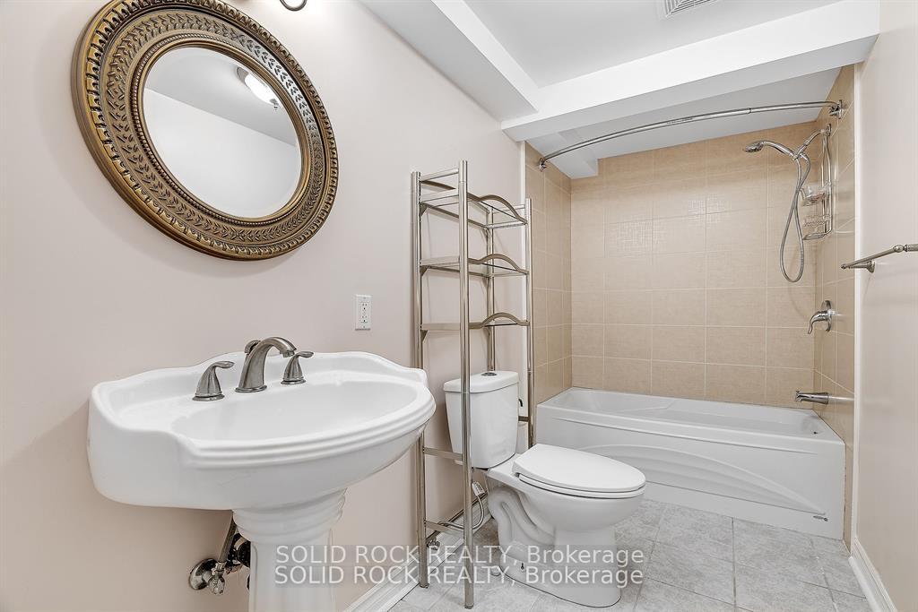 Photo 32 of 42 Marchbrook Circle, Ottawa, Kanata - Rural Kanata (Central) — HOMEH