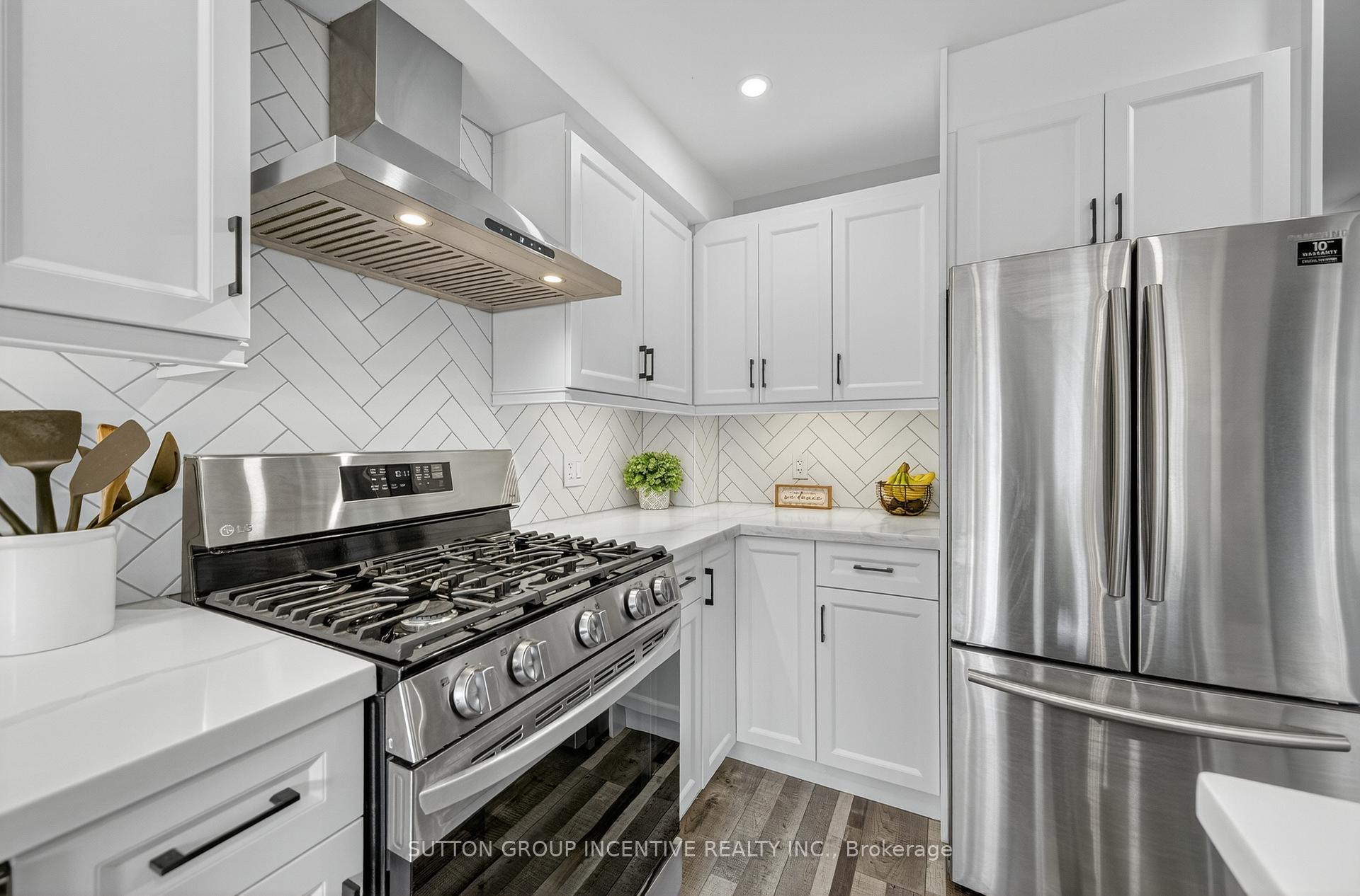 Photo 12 of 1301 Forest Street, Innisfil, Alcona — HOMEH