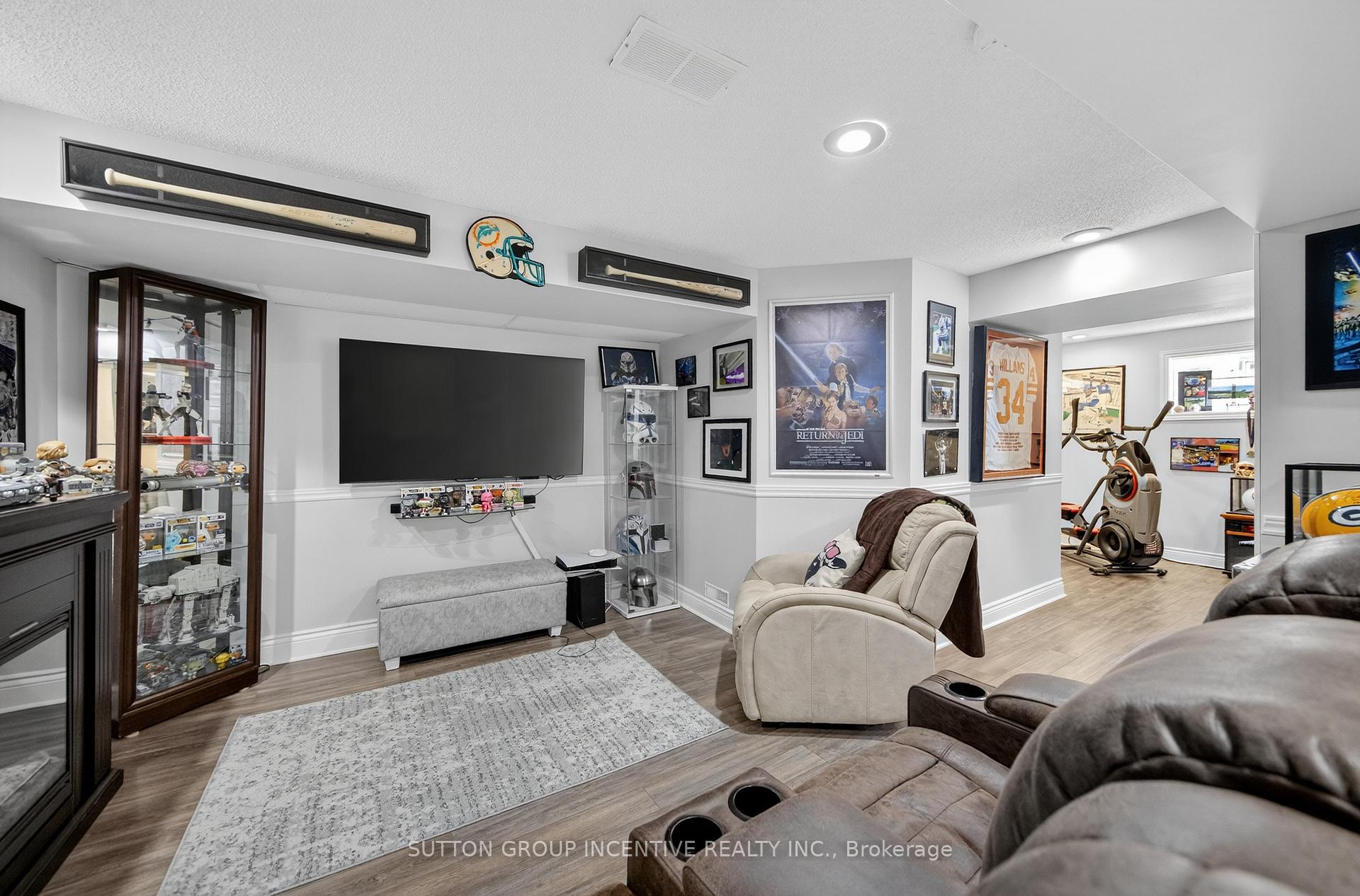 Photo 28 of 1301 Forest Street, Innisfil, Alcona — HOMEH