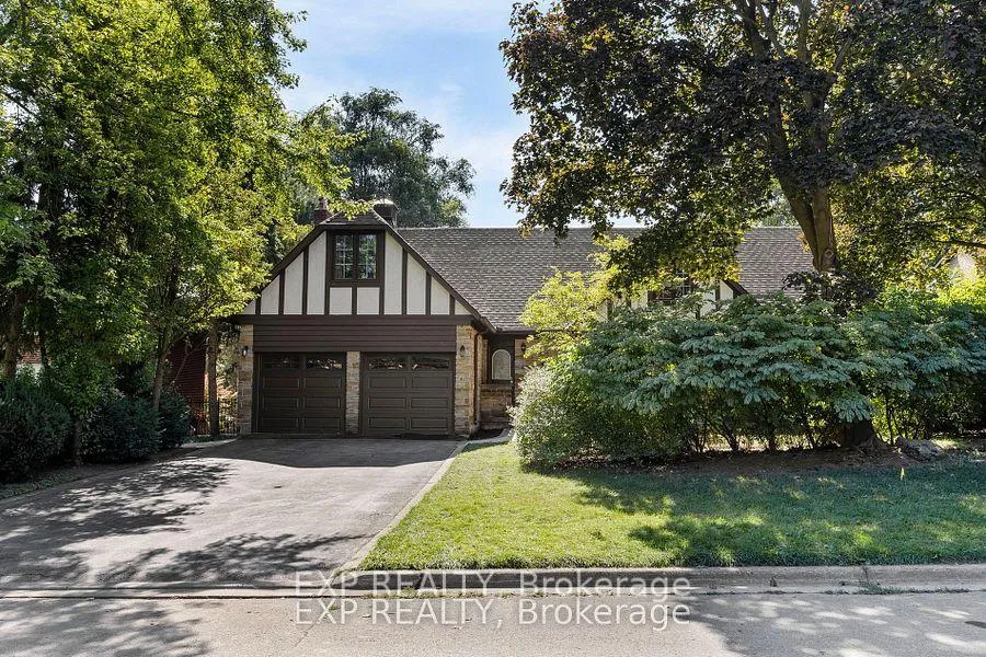 Front of 70 Hemingway Crescent