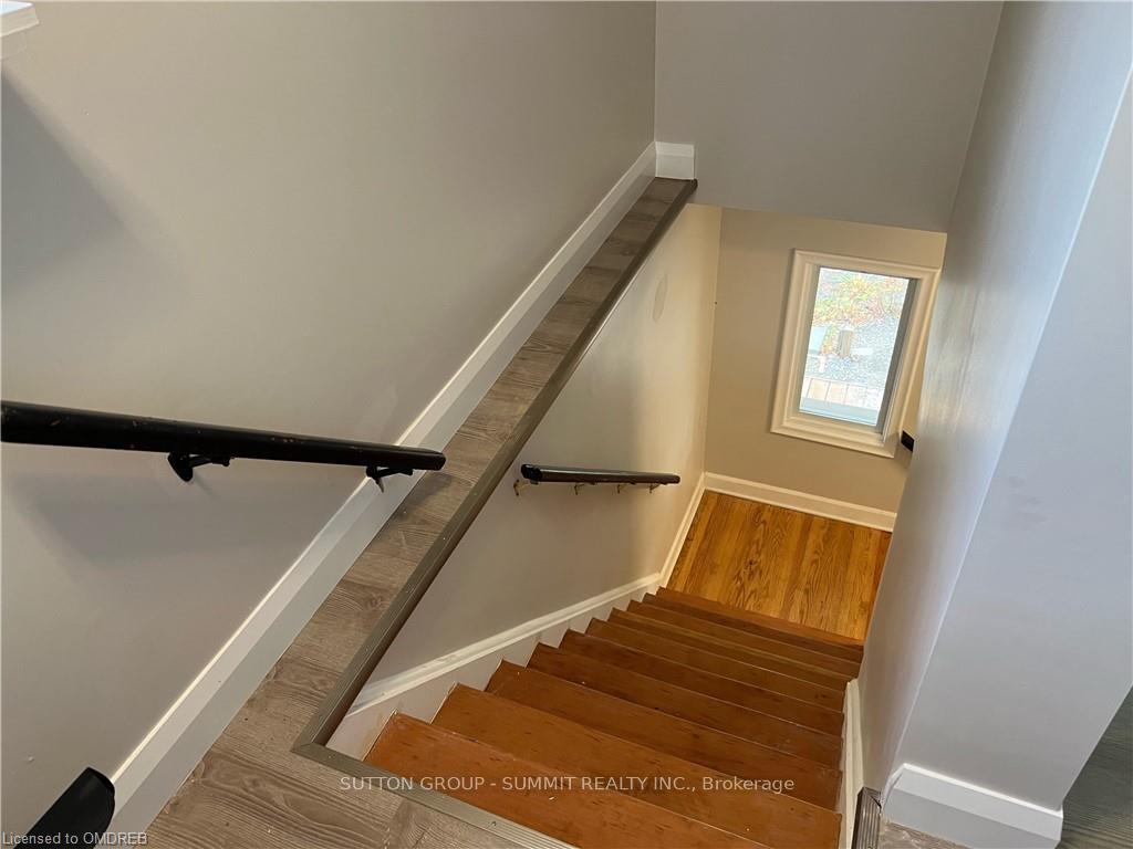 Photo 2 of Unit Upper Level, 14 Bishopsgate Avenue, Hamilton, Thorner — HOMEH