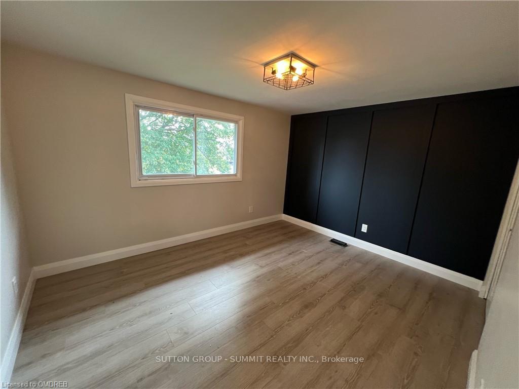 Photo 9 of Unit Upper Level, 14 Bishopsgate Avenue, Hamilton, Thorner — HOMEH