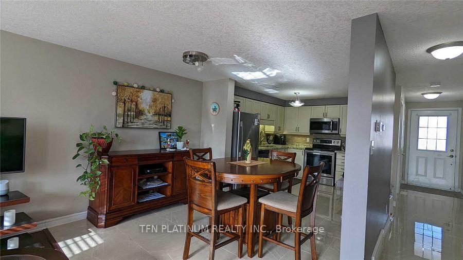 Photo 4 of 88 Rochefort Street, Kitchener — HOMEH