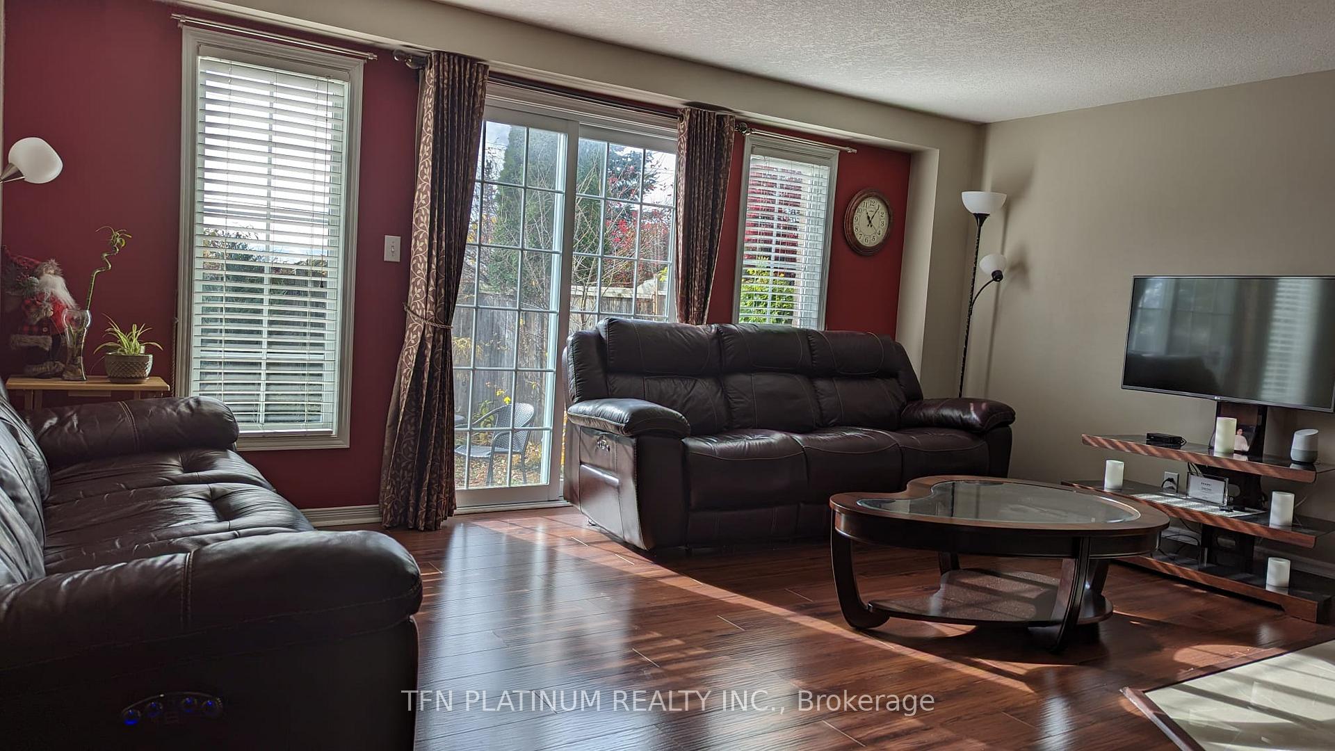 Photo 11 of 88 Rochefort Street, Kitchener — HOMEH