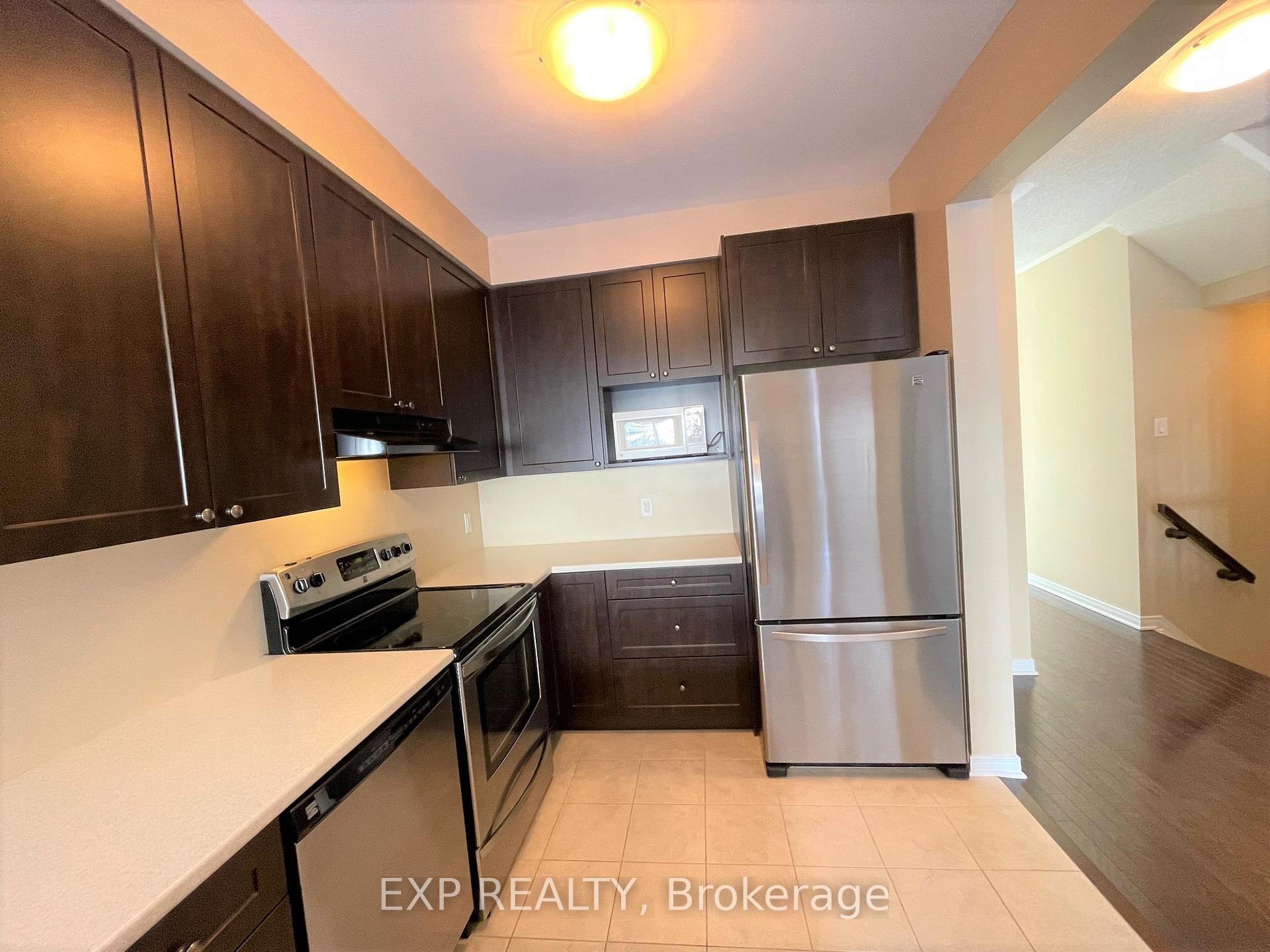 Photo 19 of 752 Oakglade Avenue, Ottawa, Kanata - Emerald Meadows/Trailwest — HOMEH
