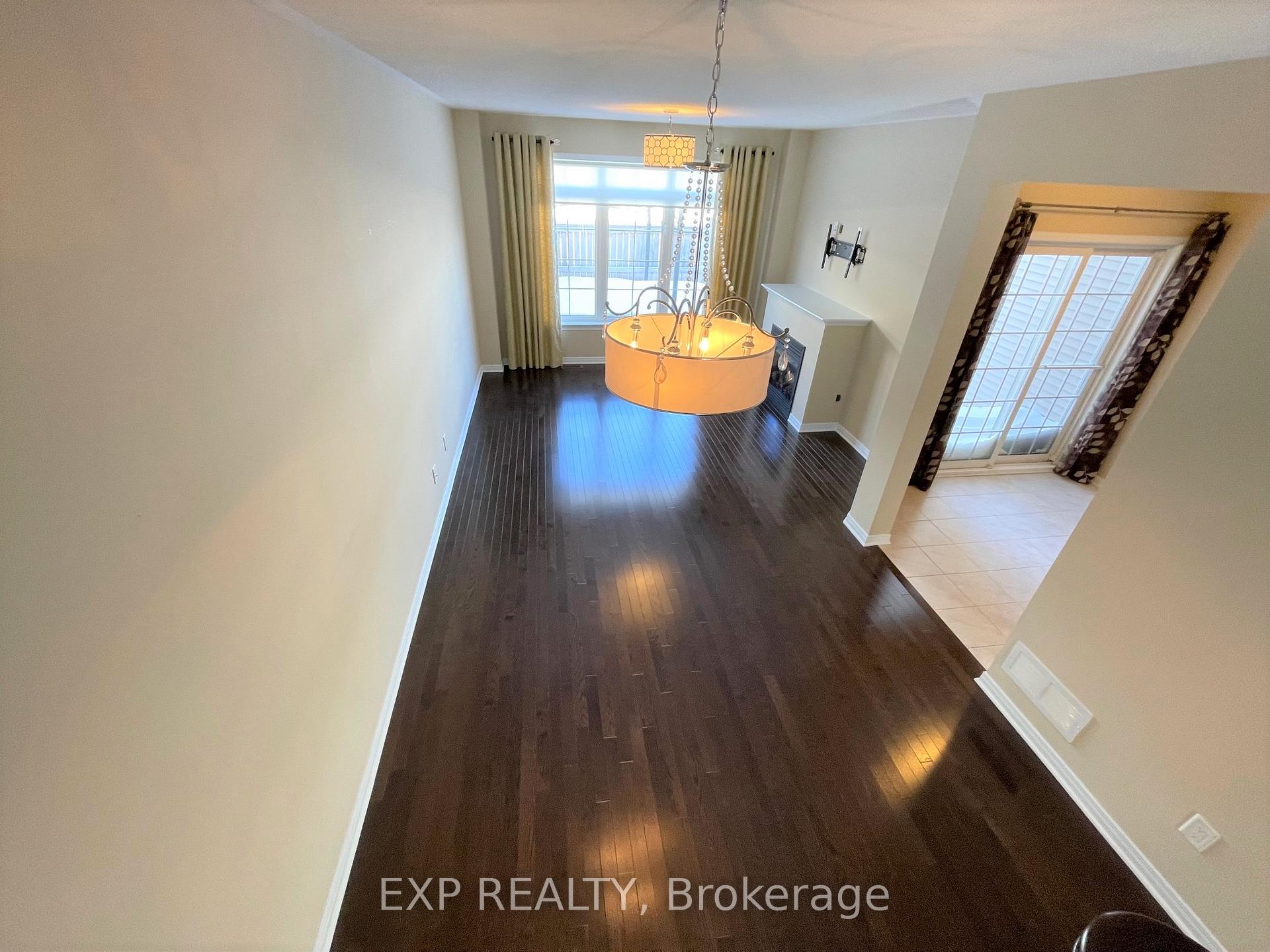 Photo 22 of 752 Oakglade Avenue, Ottawa, Kanata - Emerald Meadows/Trailwest — HOMEH
