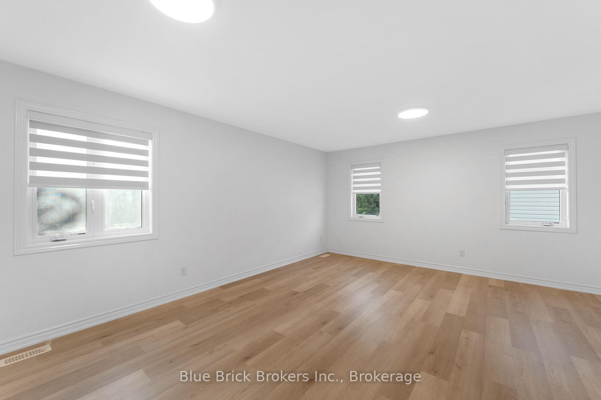 Photo 15 of 146 Newcastle Drive, Kitchener — HOMEH