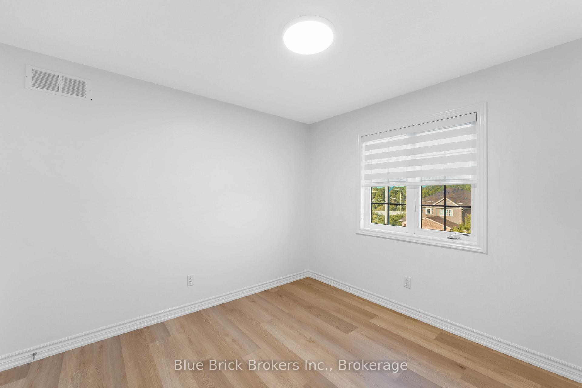 Photo 20 of 146 Newcastle Drive, Kitchener — HOMEH