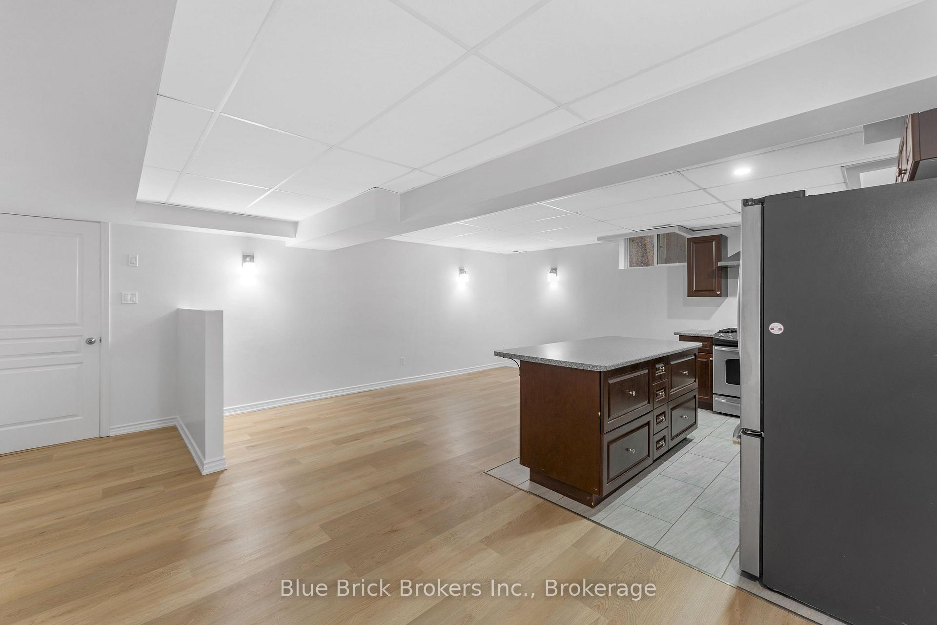 Photo 24 of 146 Newcastle Drive, Kitchener — HOMEH