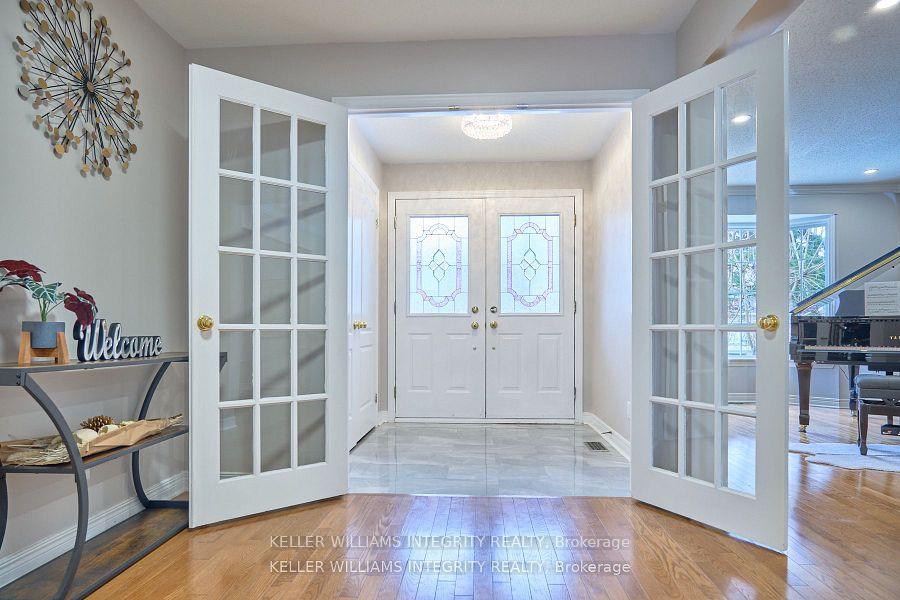 Photo 3 of 9 Shannondoe Crescent, Ottawa, Kanata - Bridlewood — HOMEH