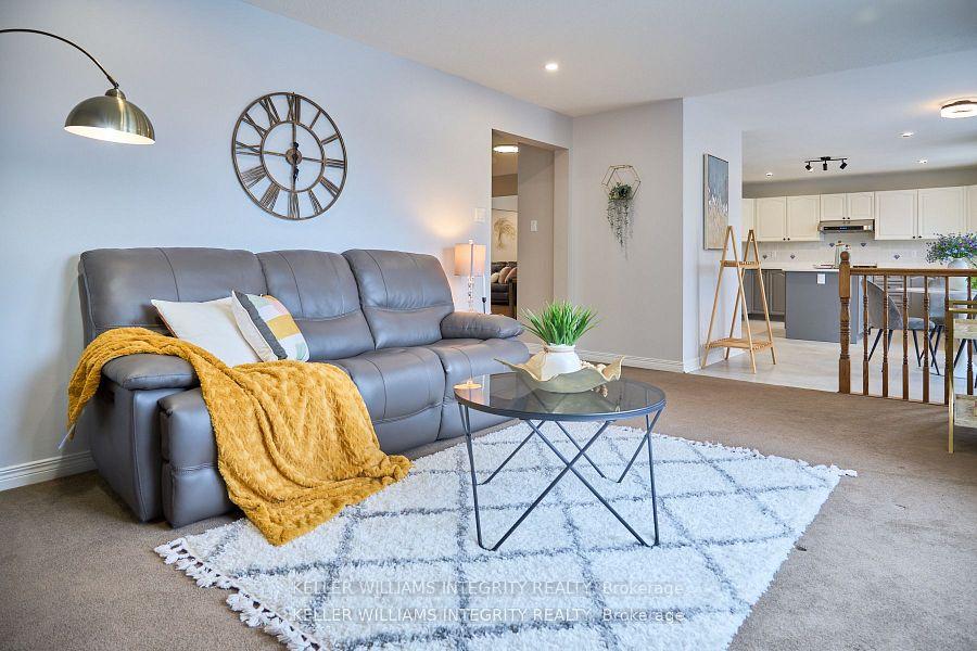 Photo 13 of 9 Shannondoe Crescent, Ottawa, Kanata - Bridlewood — HOMEH