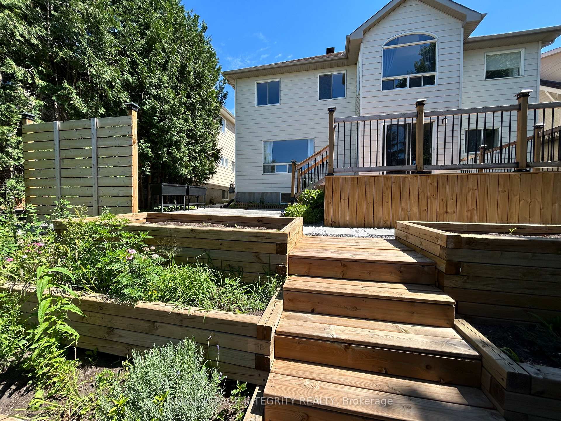 Photo 40 of 9 Shannondoe Crescent, Ottawa, Kanata - Bridlewood — HOMEH