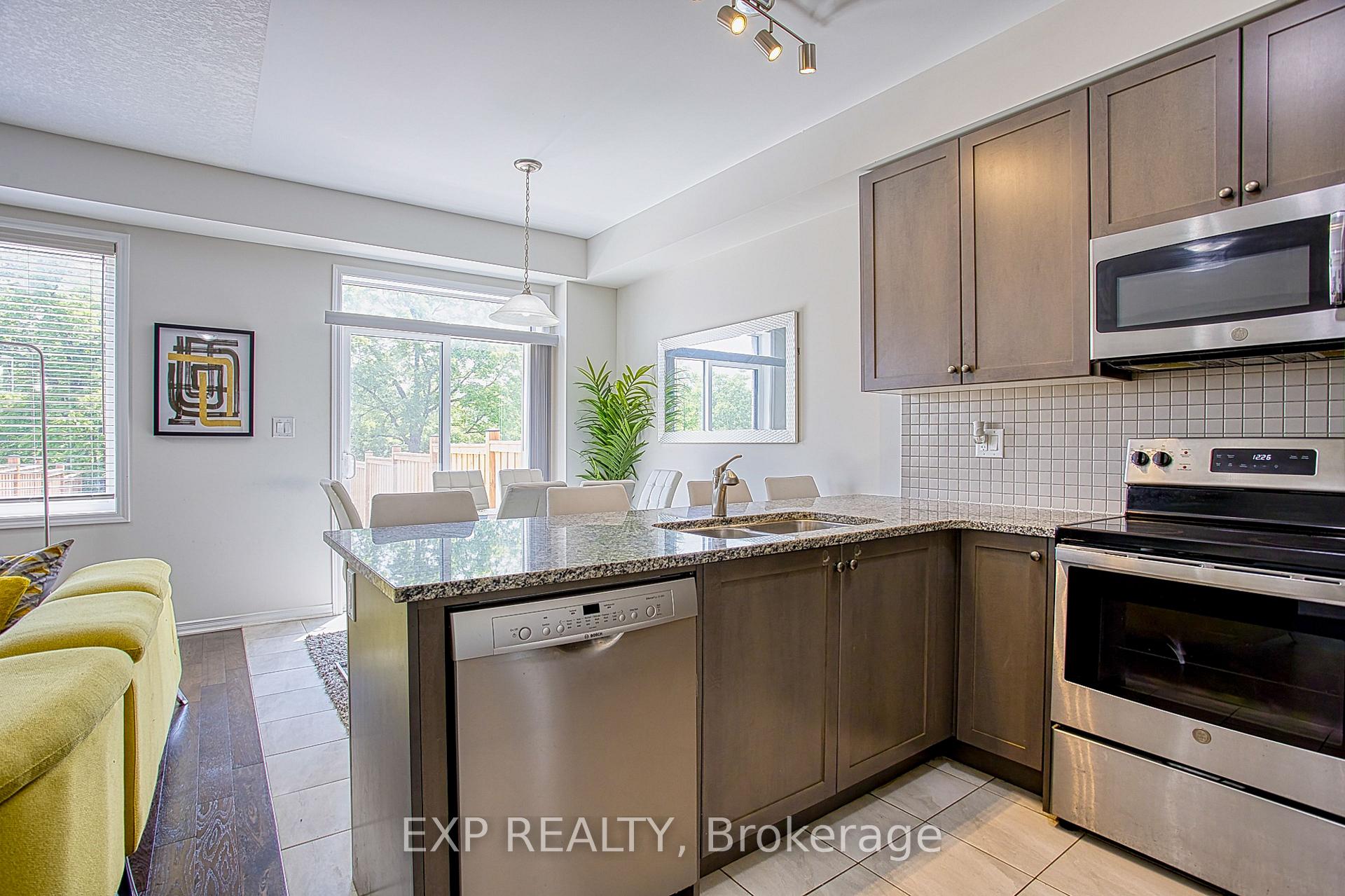 Photo 8 of 31 Bradley Avenue, Hamilton, Binbrook — HOMEH