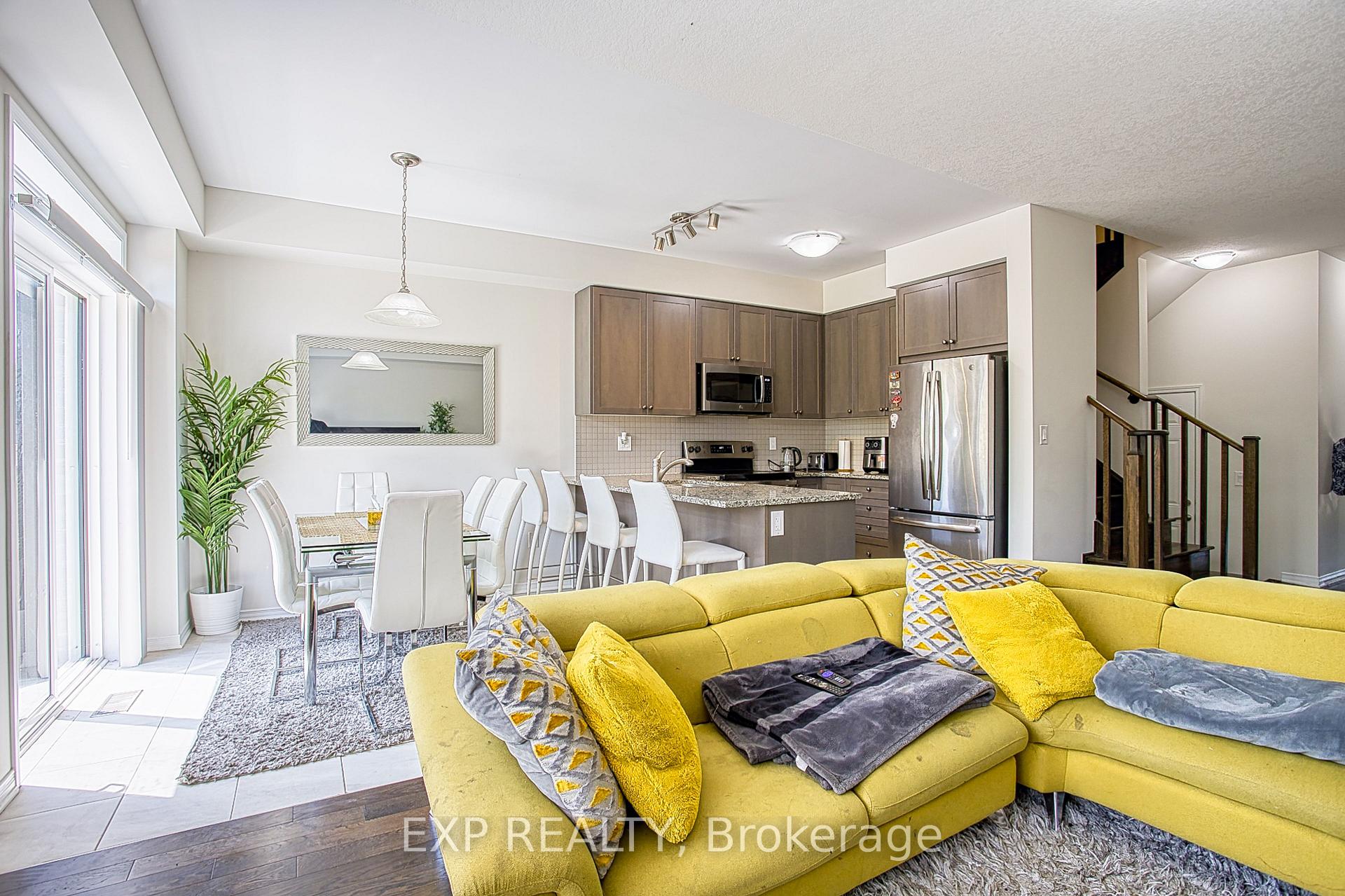 Photo 11 of 31 Bradley Avenue, Hamilton, Binbrook — HOMEH