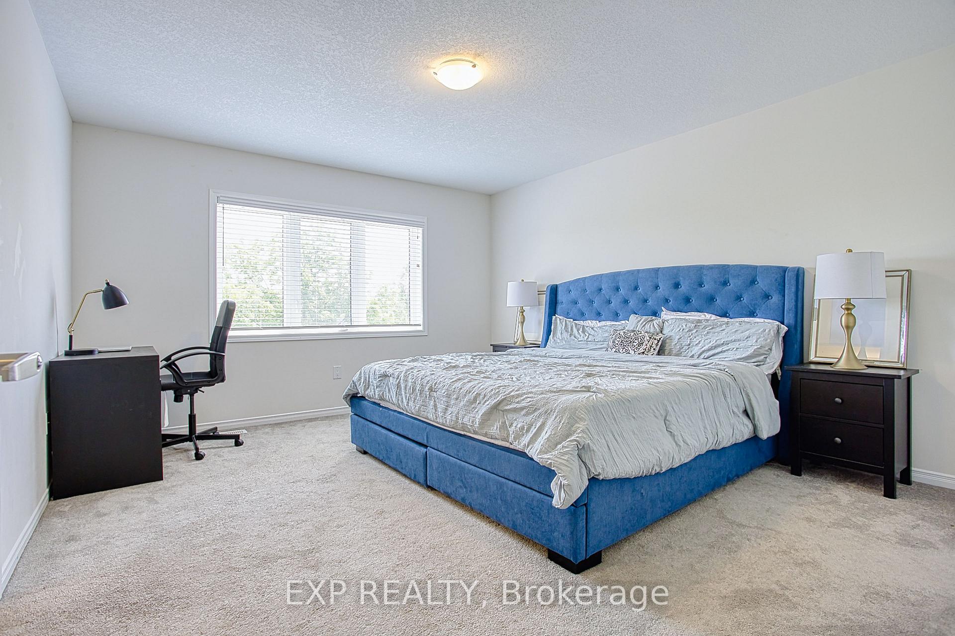 Photo 14 of 31 Bradley Avenue, Hamilton, Binbrook — HOMEH