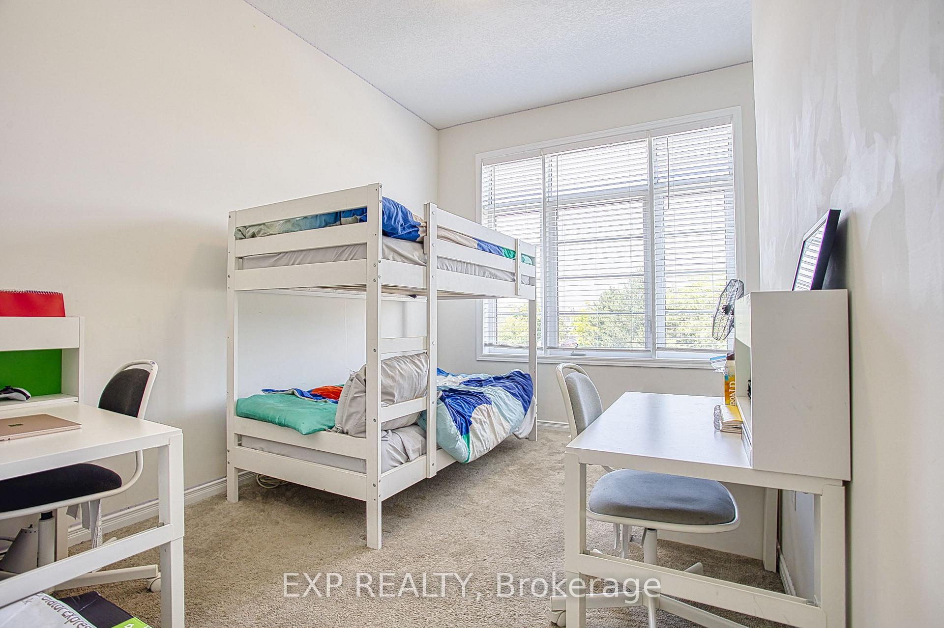Photo 17 of 31 Bradley Avenue, Hamilton, Binbrook — HOMEH