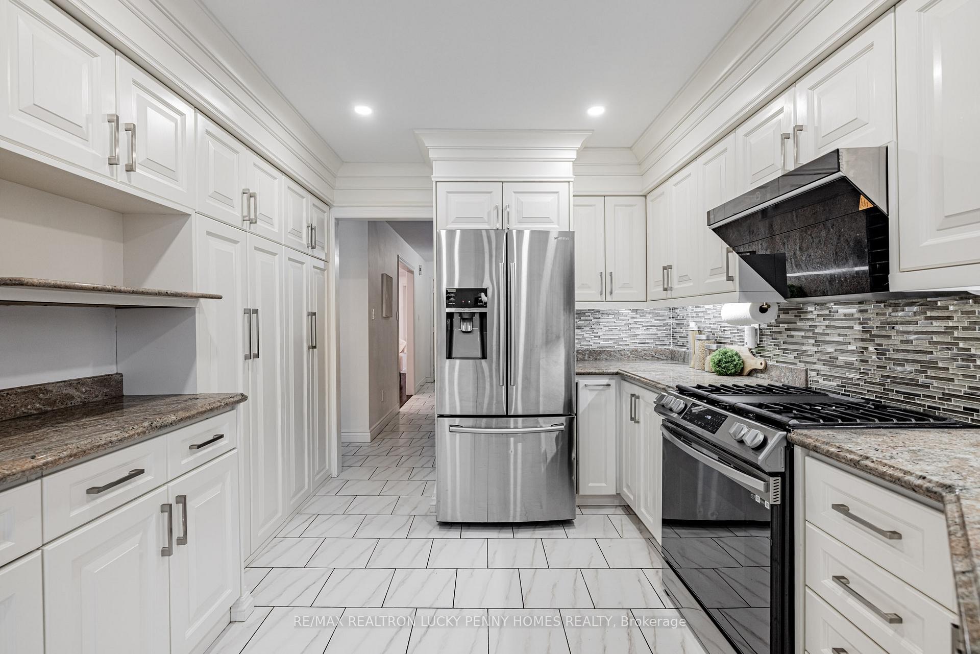 Photo 10 of 8 Hallam Road, Markham, Markham Village — HOMEH