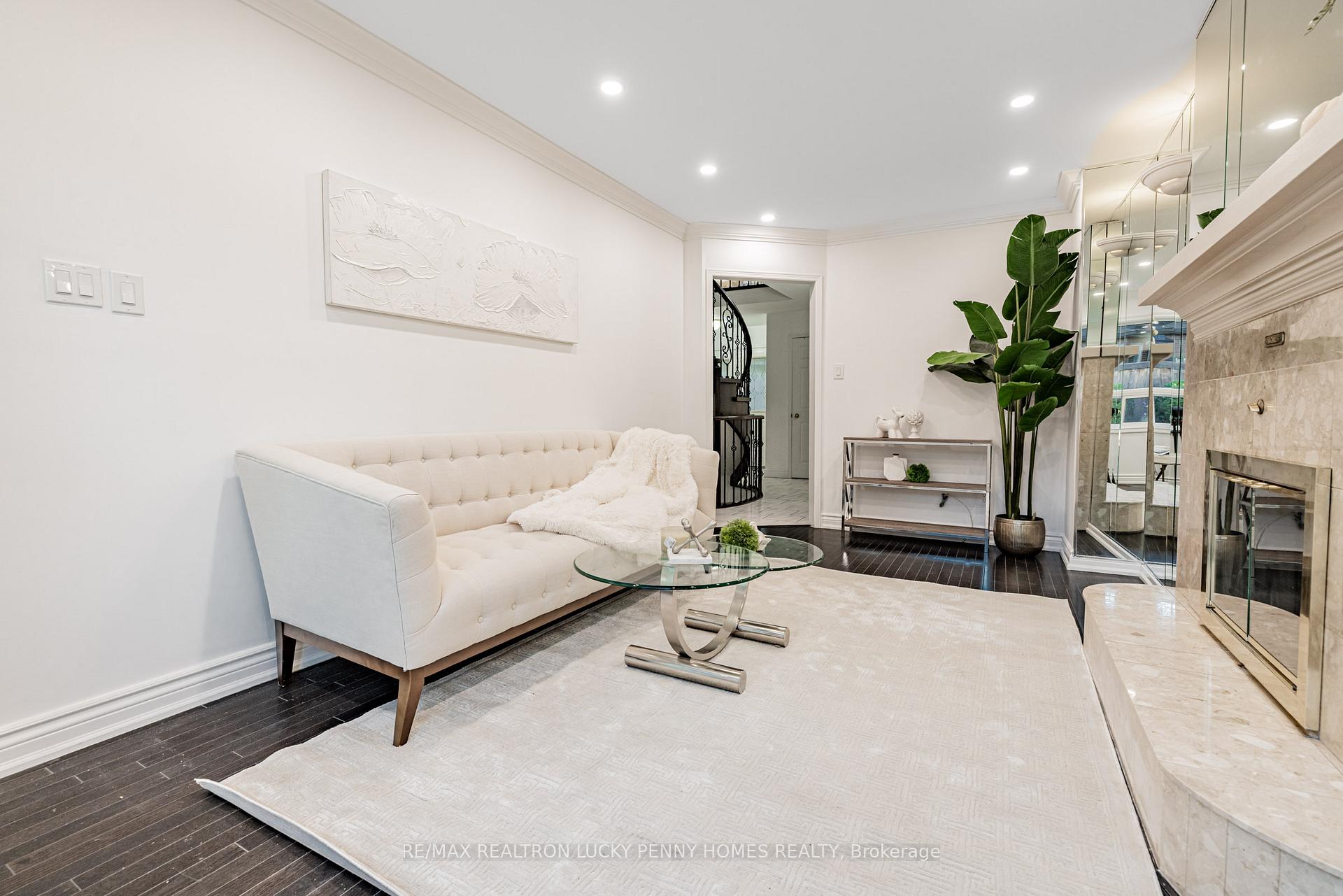 Photo 13 of 8 Hallam Road, Markham, Markham Village — HOMEH