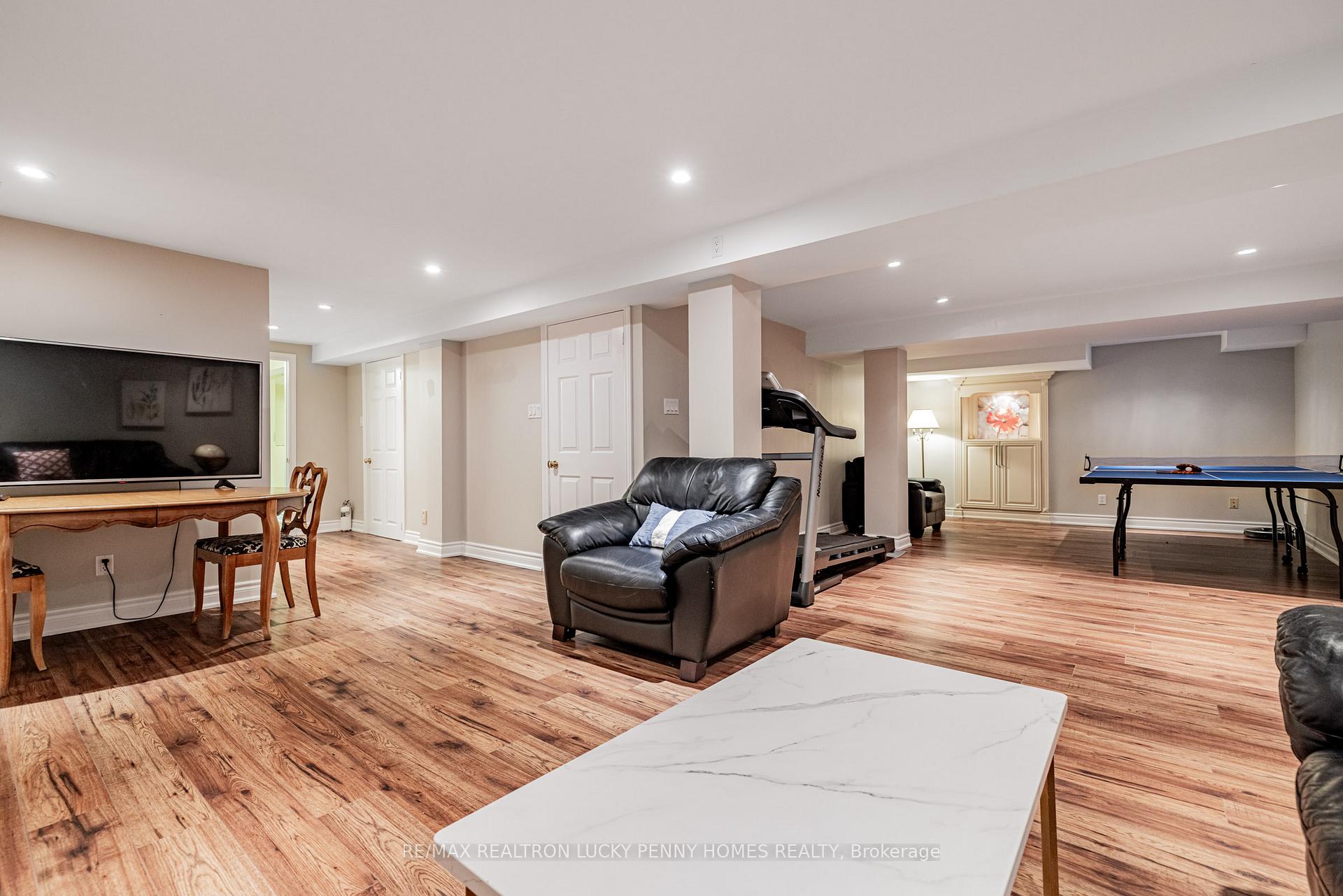 Photo 32 of 8 Hallam Road, Markham, Markham Village — HOMEH