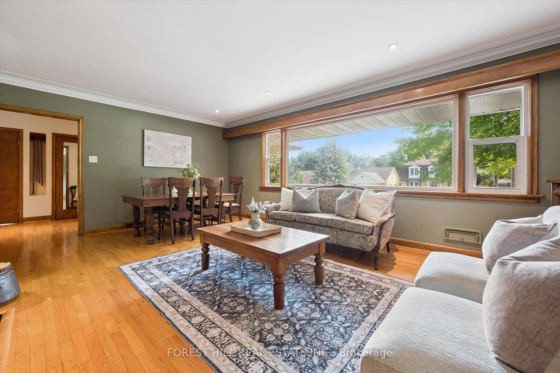 Photo 6 of 688 Rockway Drive, Kitchener — HOMEH
