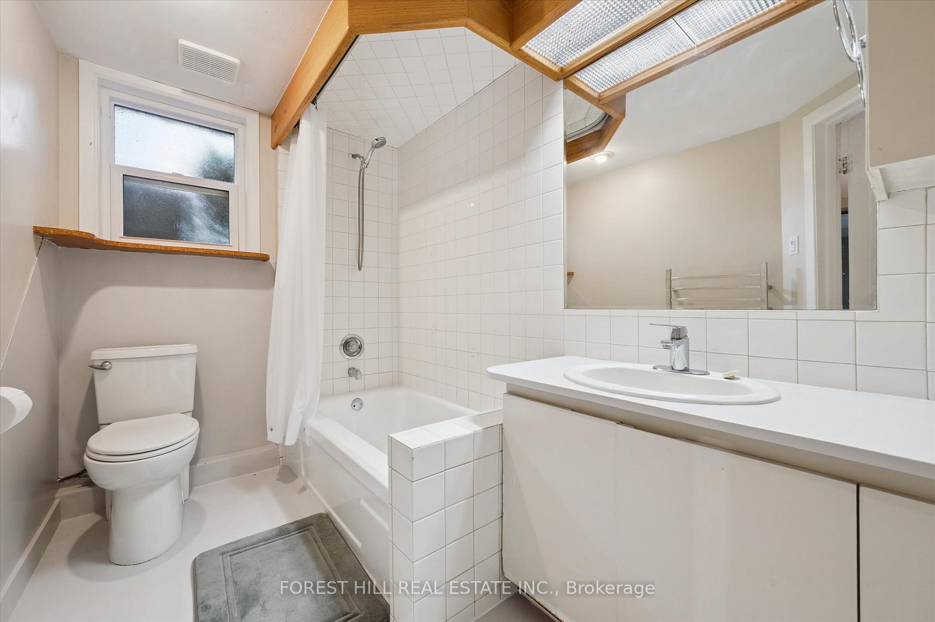Photo 27 of 688 Rockway Drive, Kitchener — HOMEH
