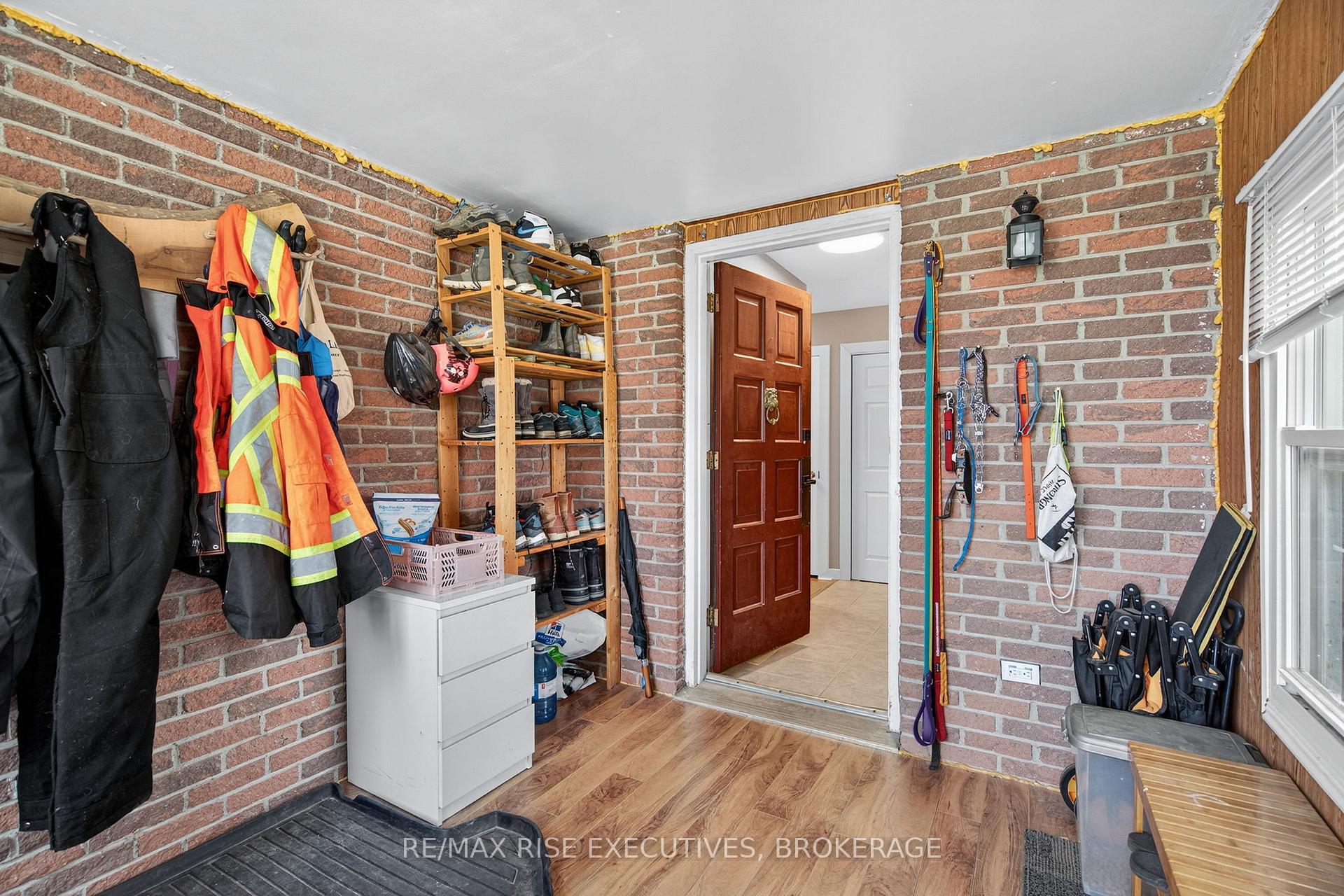 Photo 3 of 928 Hudson Drive, Kingston, South of Taylor-Kidd Blvd — HOMEH