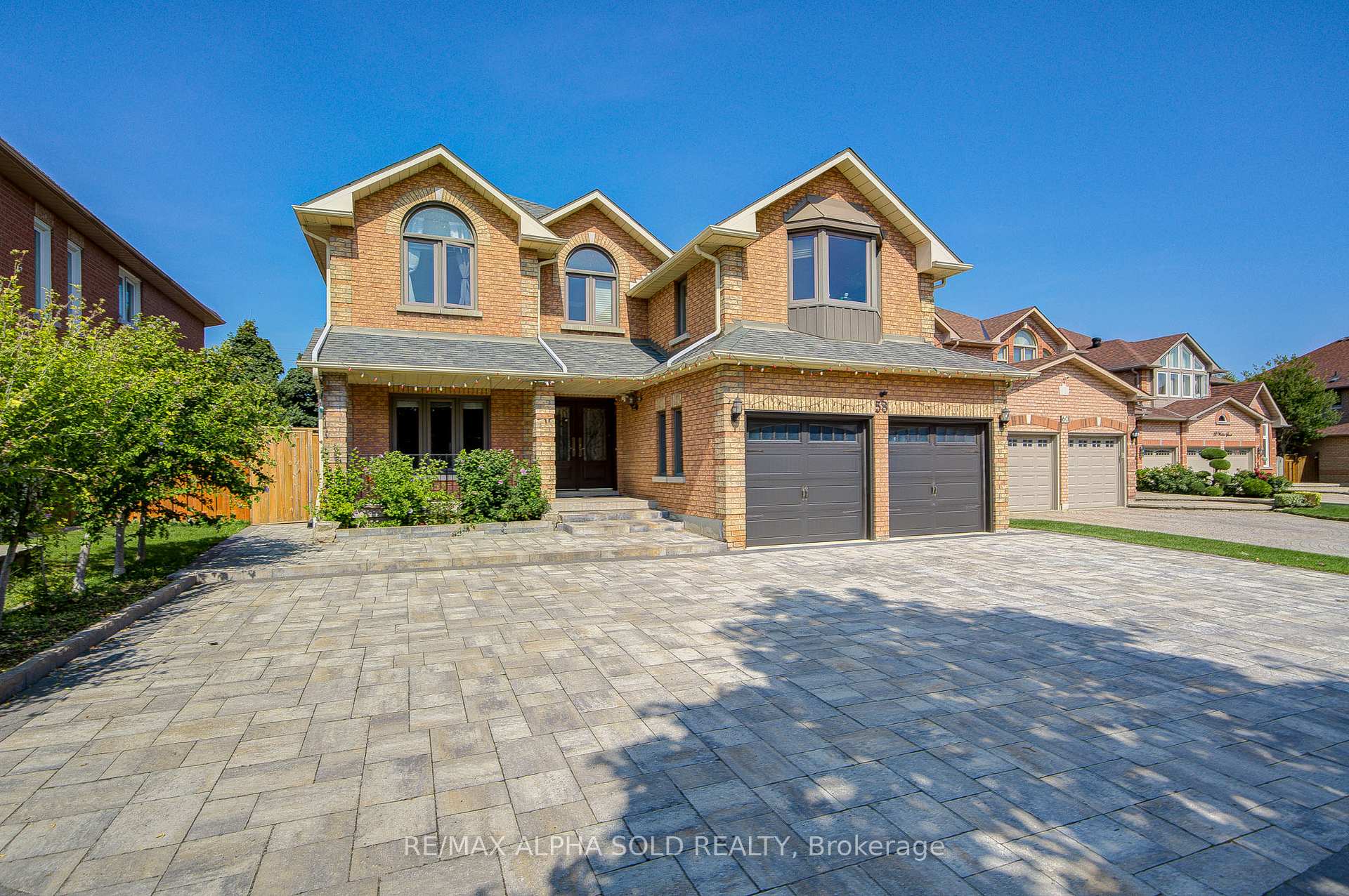 Photo 3 of 58 Walden Street, Markham, Middlefield — HOMEH