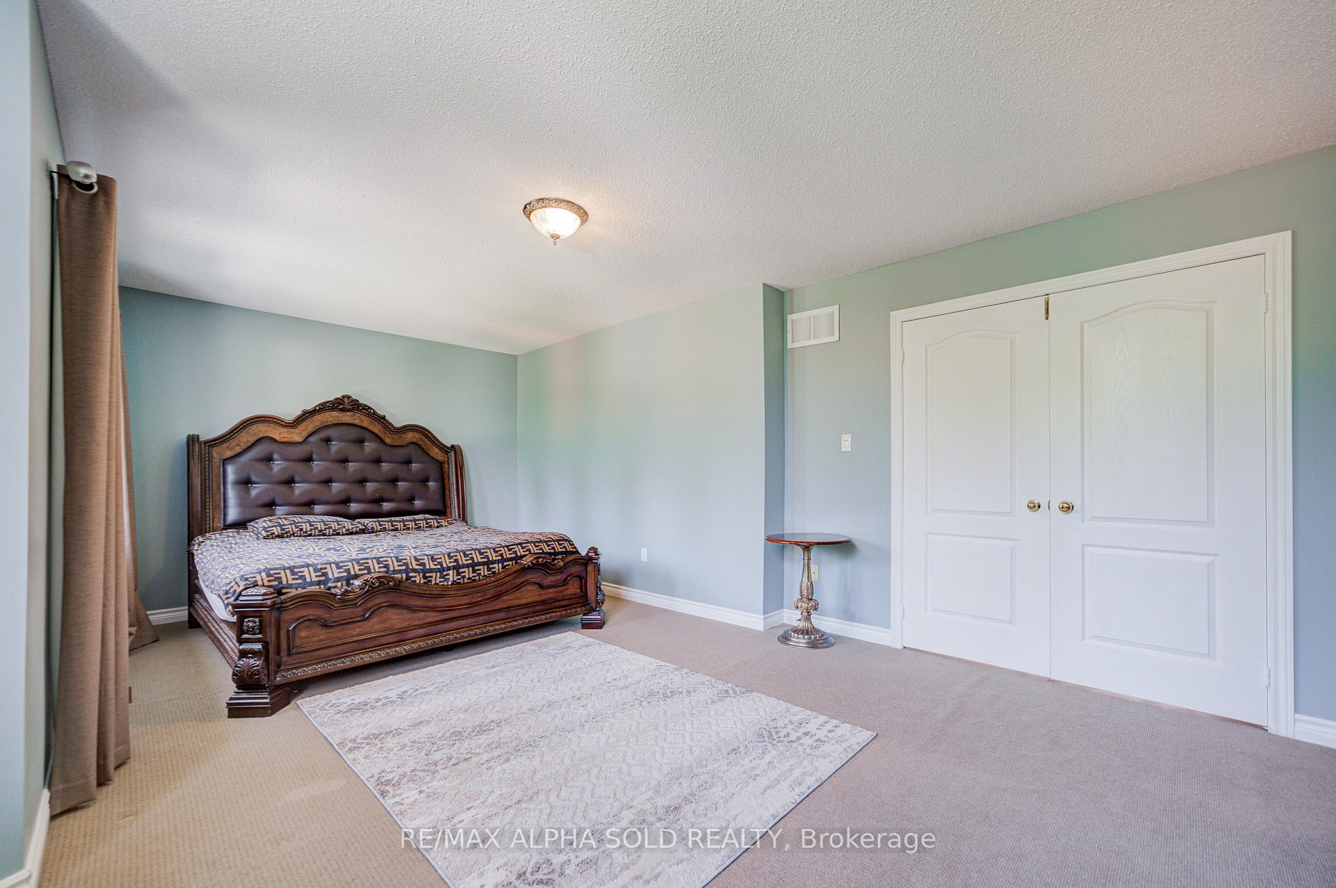 Photo 24 of 58 Walden Street, Markham, Middlefield — HOMEH