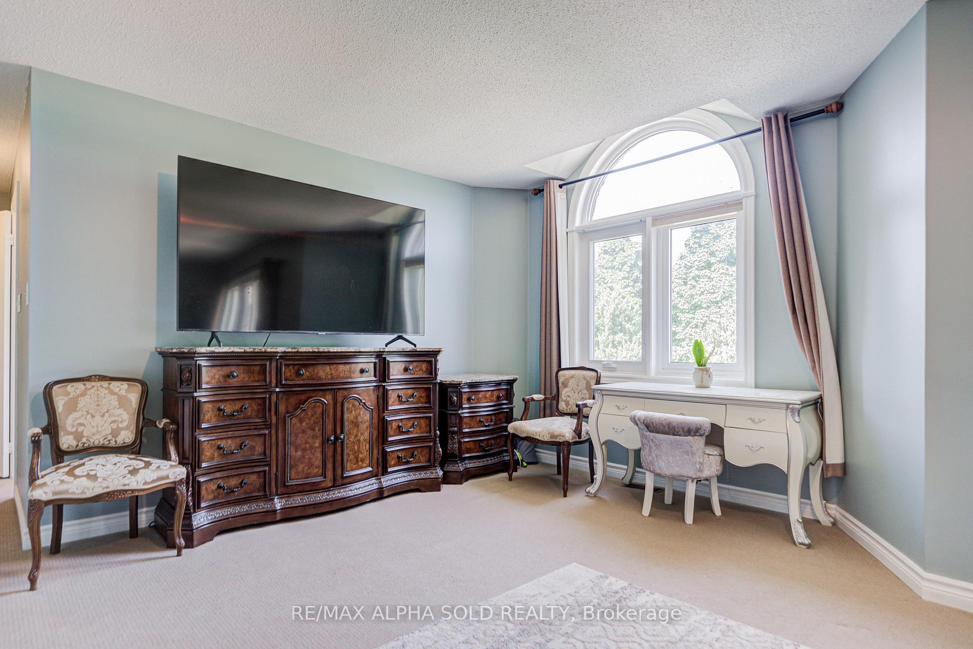 Photo 26 of 58 Walden Street, Markham, Middlefield — HOMEH