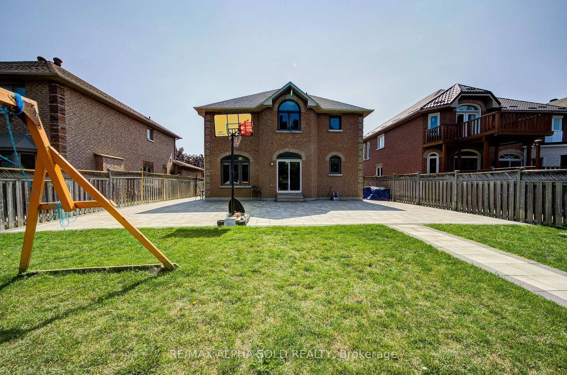 Photo 50 of 58 Walden Street, Markham, Middlefield — HOMEH