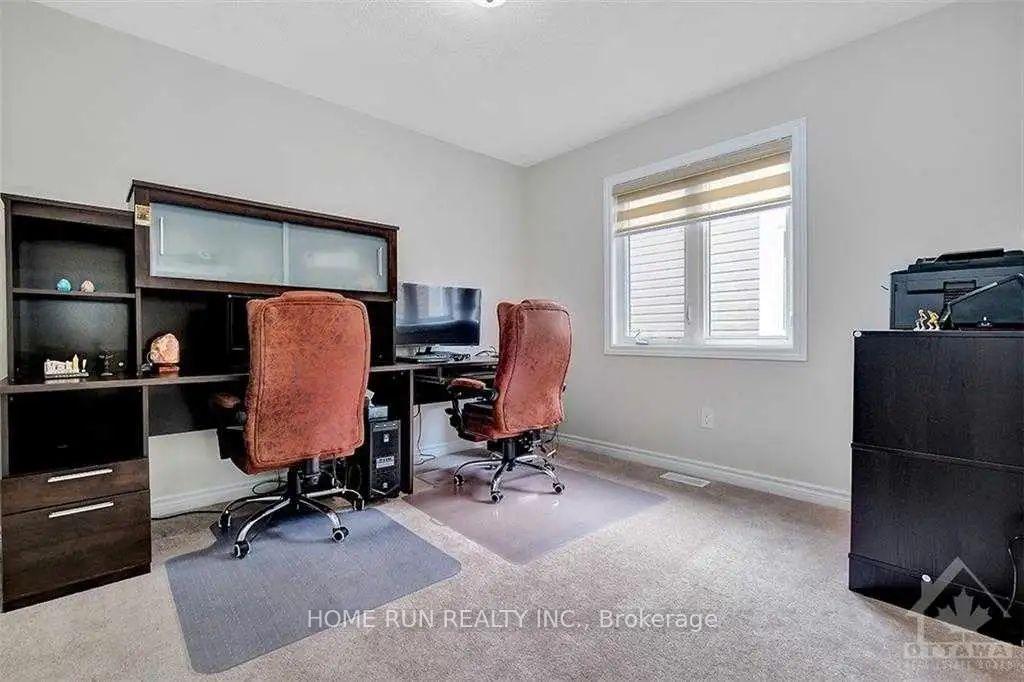 Photo 10 of 574 Malahat Way, Ottawa, Kanata - Emerald Meadows/Trailwest — HOMEH