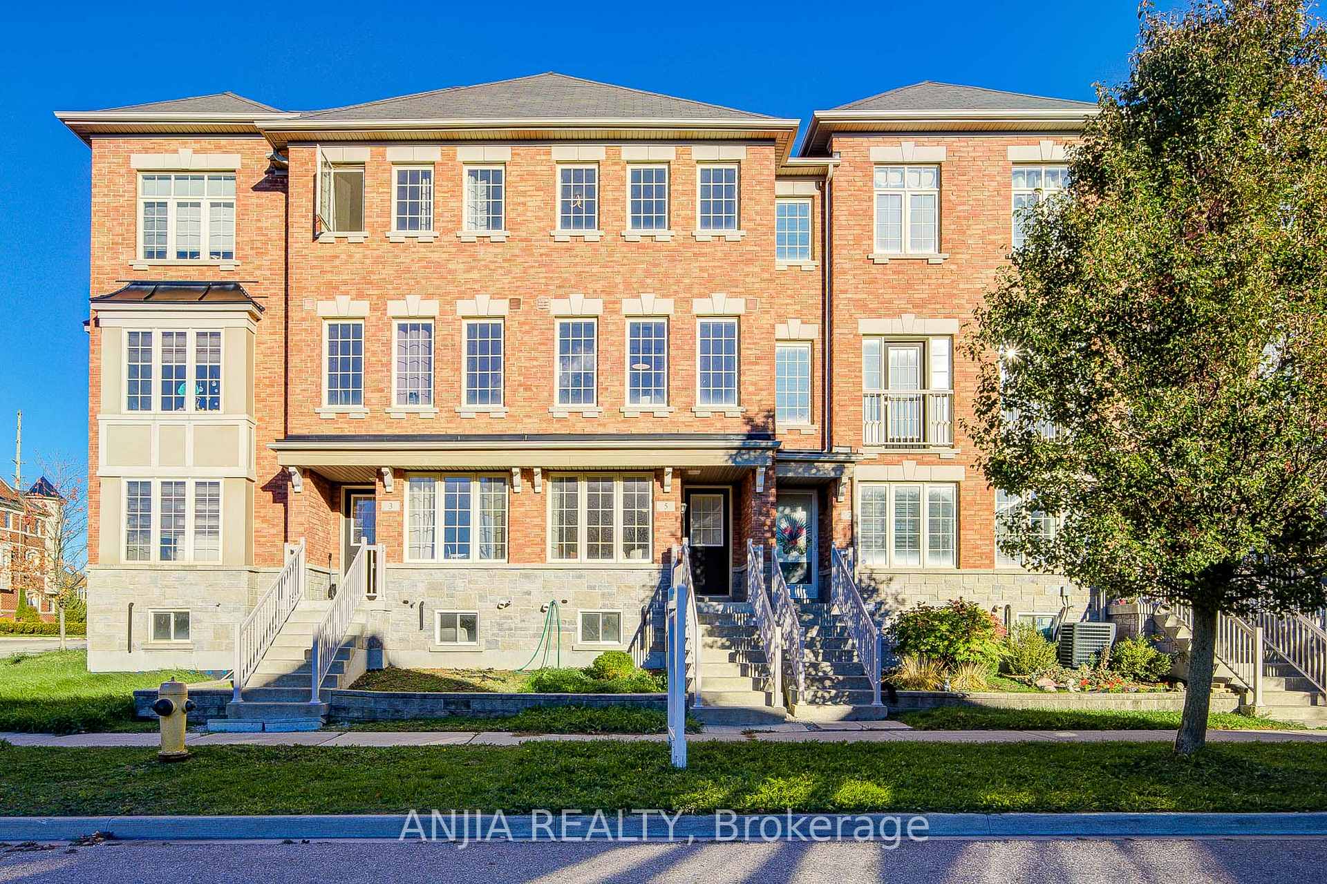 Front of 5 Valliere Drive