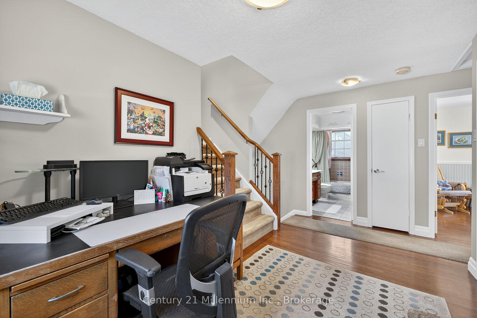 Photo 25 of 19 Crosby Drive, Kitchener — HOMEH