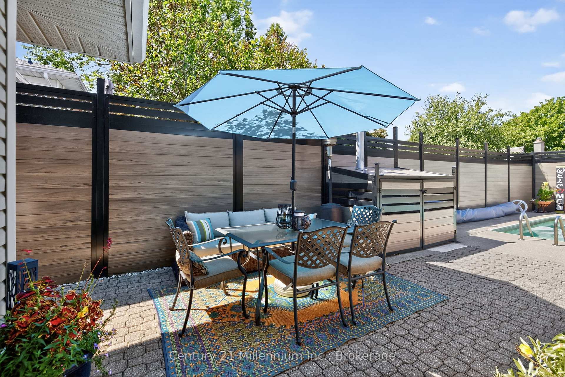 Photo 43 of 19 Crosby Drive, Kitchener — HOMEH