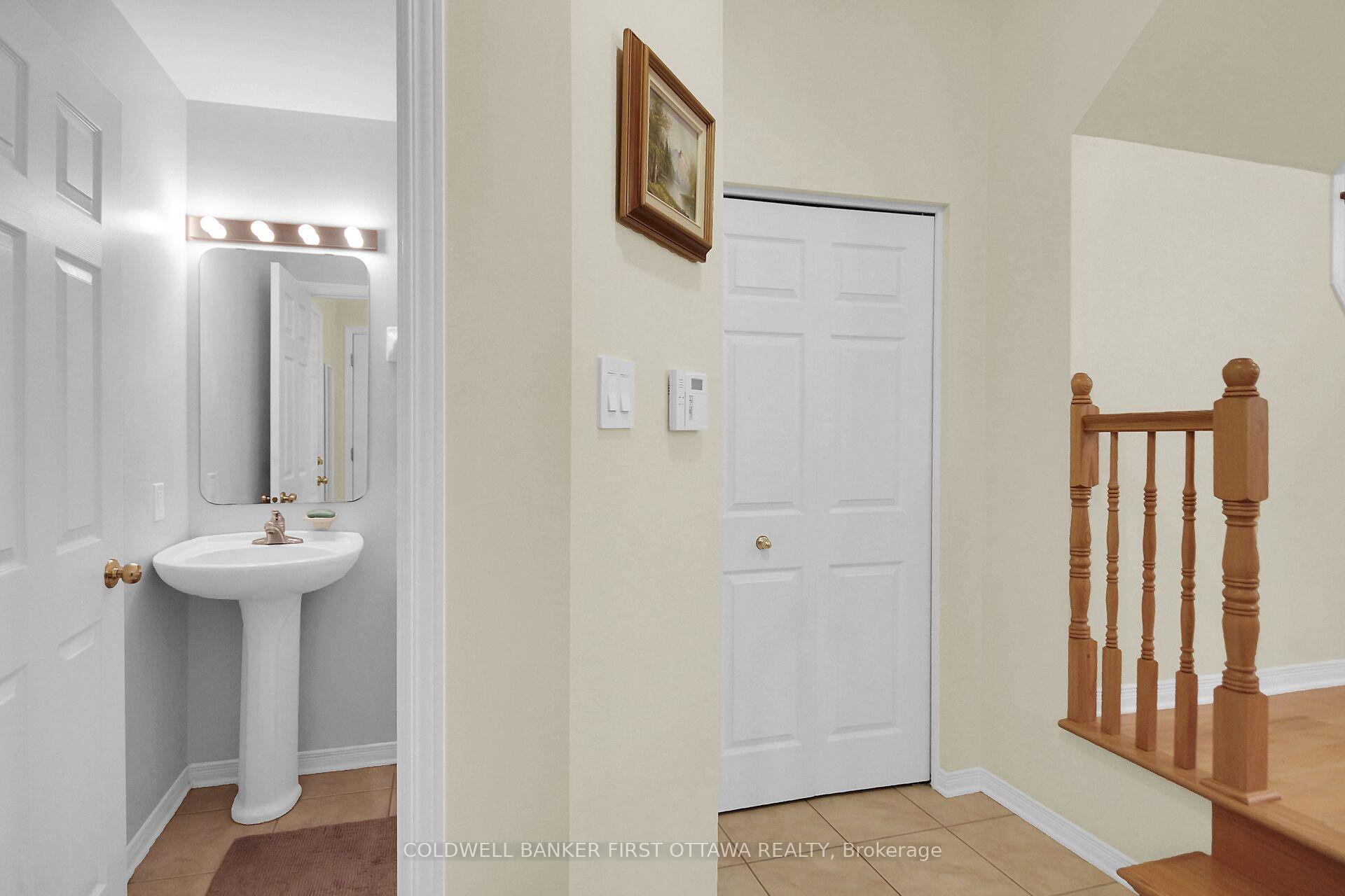 Photo 22 of 41 Tobermory Crescent, Ottawa, Kanata - Morgan's Grant/South March — HOMEH
