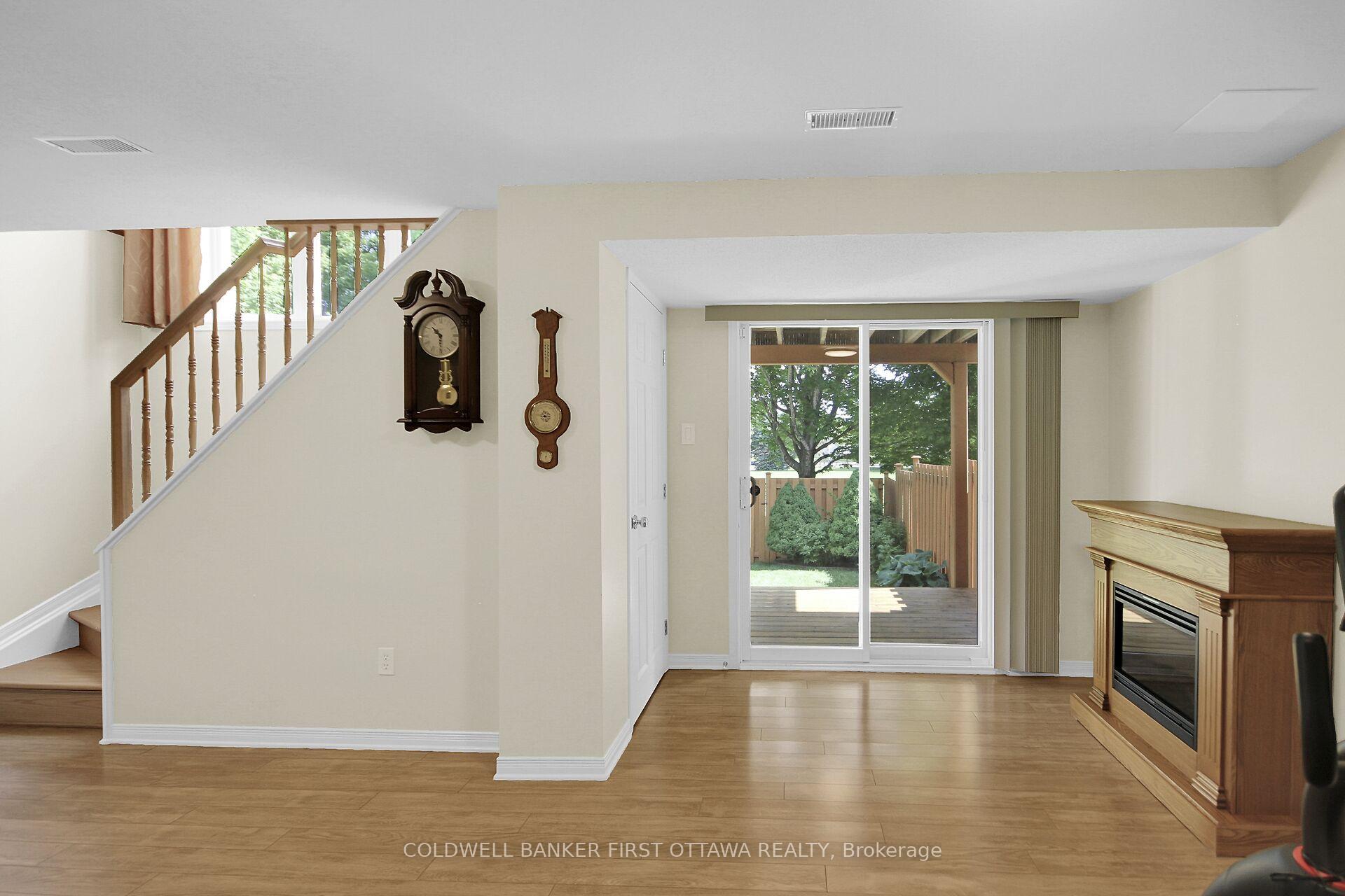 Photo 25 of 41 Tobermory Crescent, Ottawa, Kanata - Morgan's Grant/South March — HOMEH