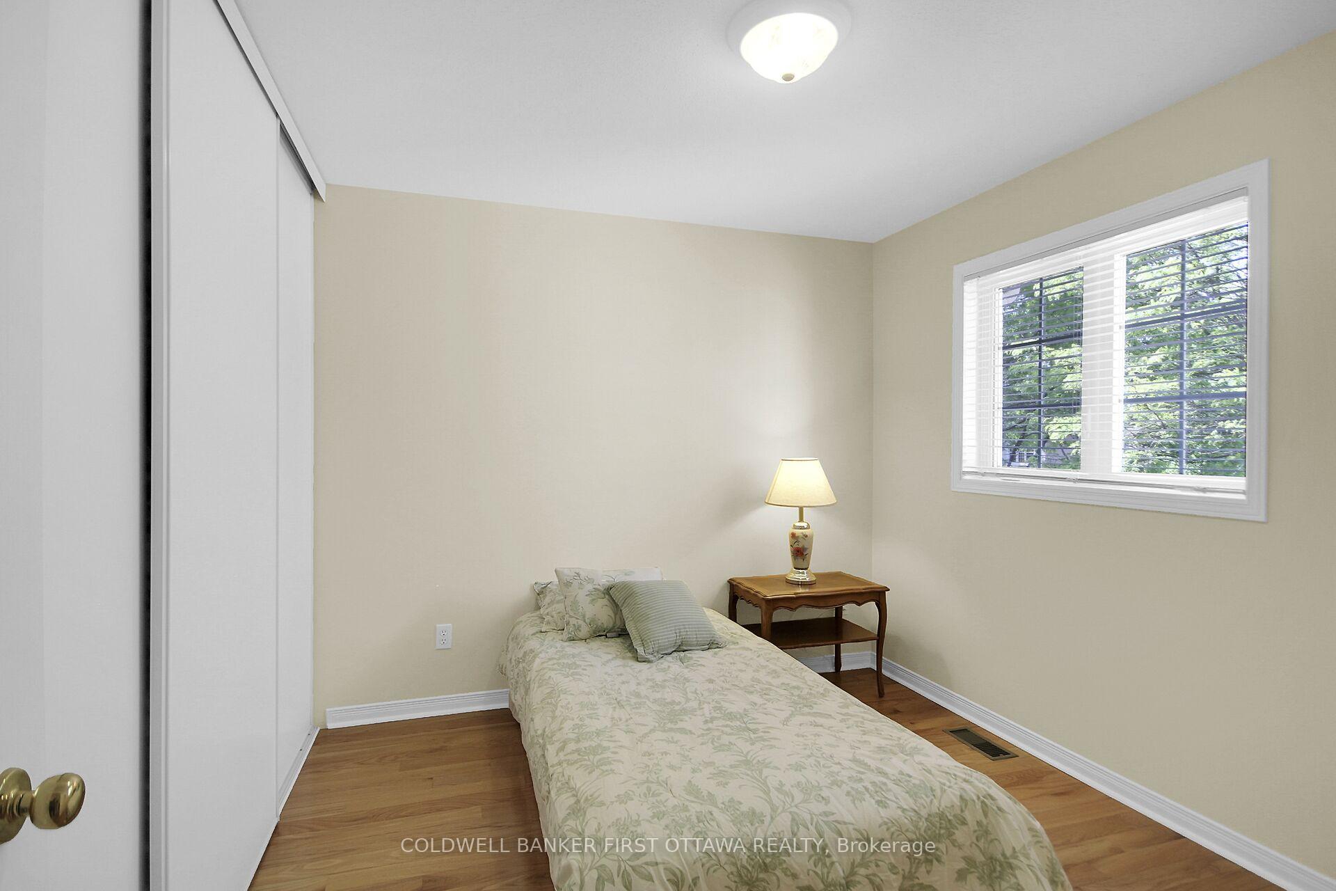 Photo 34 of 41 Tobermory Crescent, Ottawa, Kanata - Morgan's Grant/South March — HOMEH