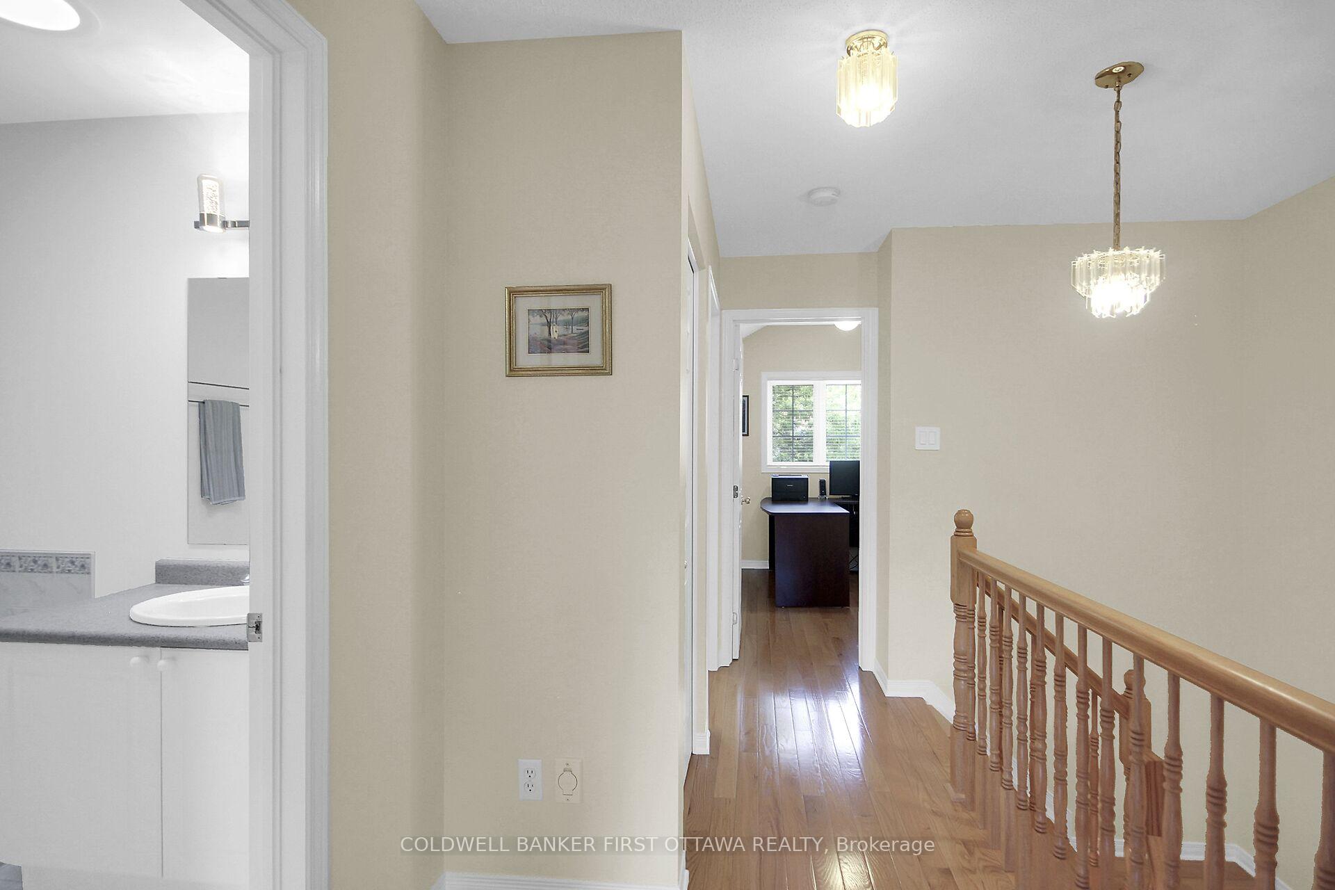 Photo 36 of 41 Tobermory Crescent, Ottawa, Kanata - Morgan's Grant/South March — HOMEH