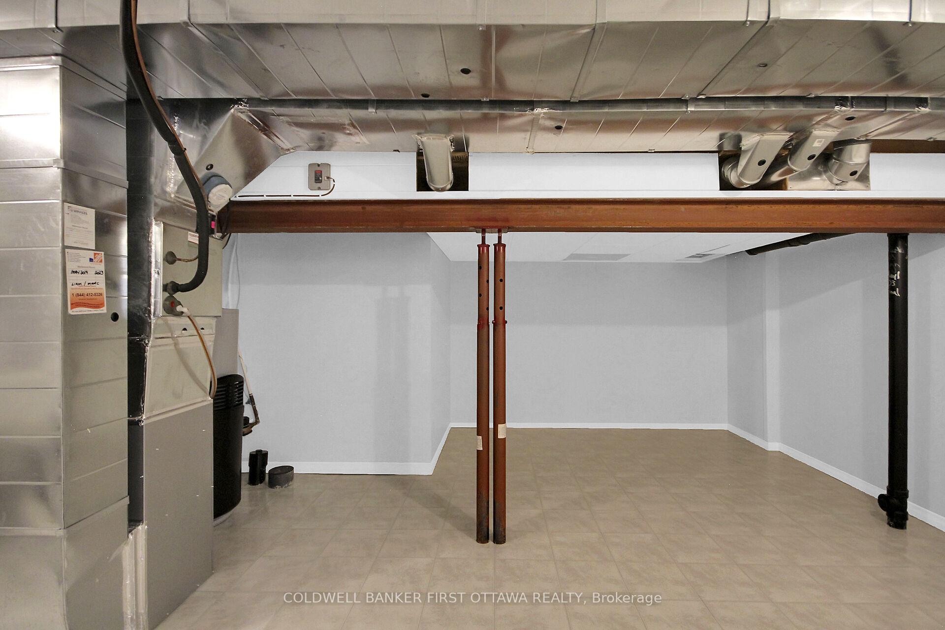 Photo 43 of 41 Tobermory Crescent, Ottawa, Kanata - Morgan's Grant/South March — HOMEH