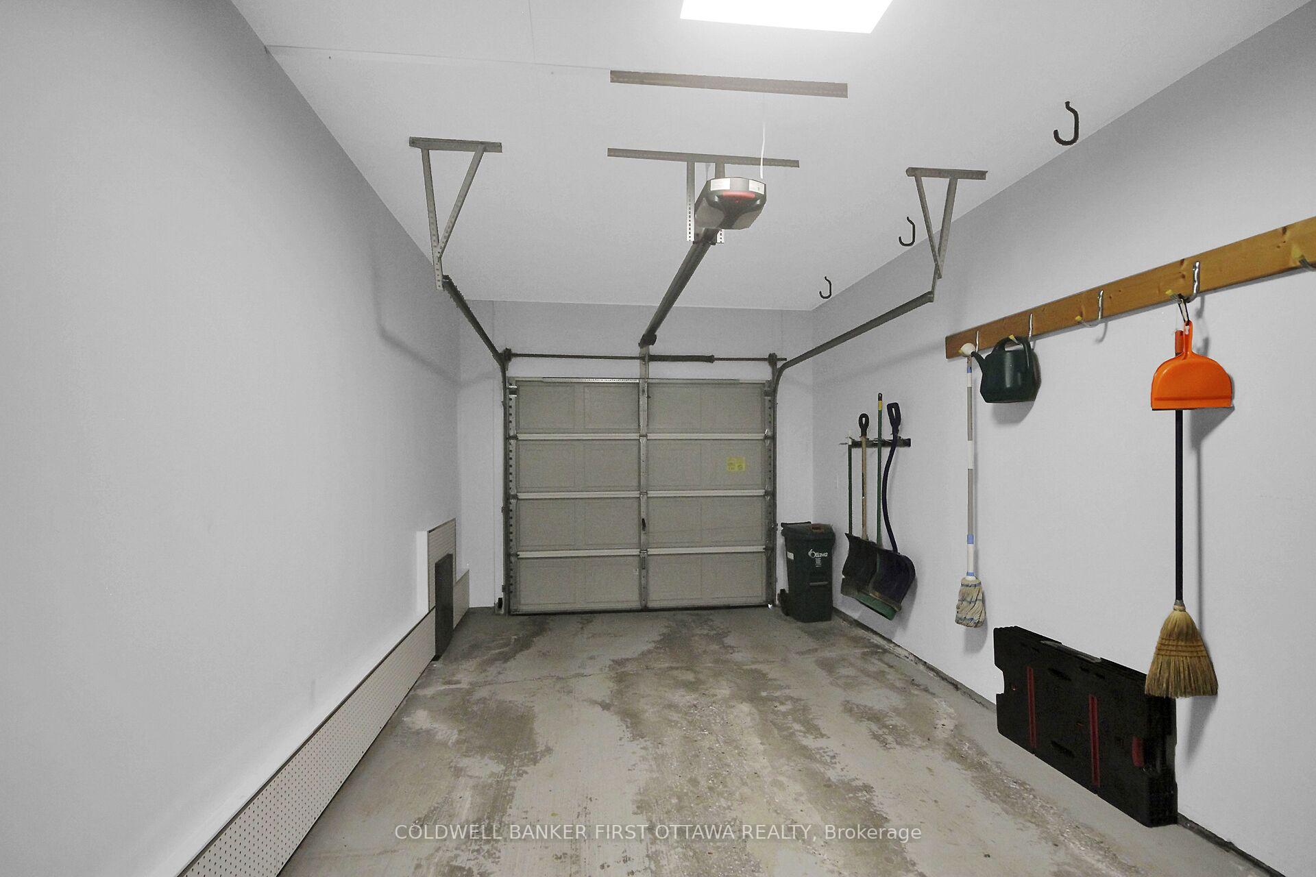 Photo 46 of 41 Tobermory Crescent, Ottawa, Kanata - Morgan's Grant/South March — HOMEH