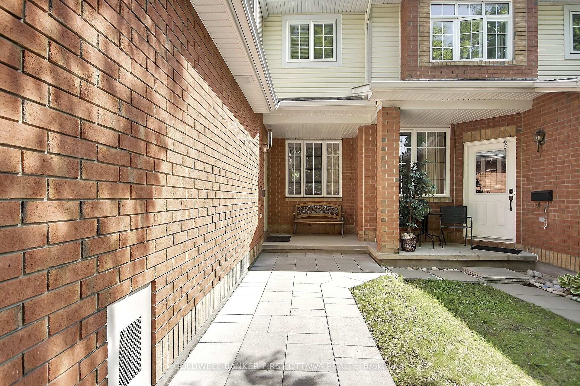 Photo 48 of 41 Tobermory Crescent, Ottawa, Kanata - Morgan's Grant/South March — HOMEH