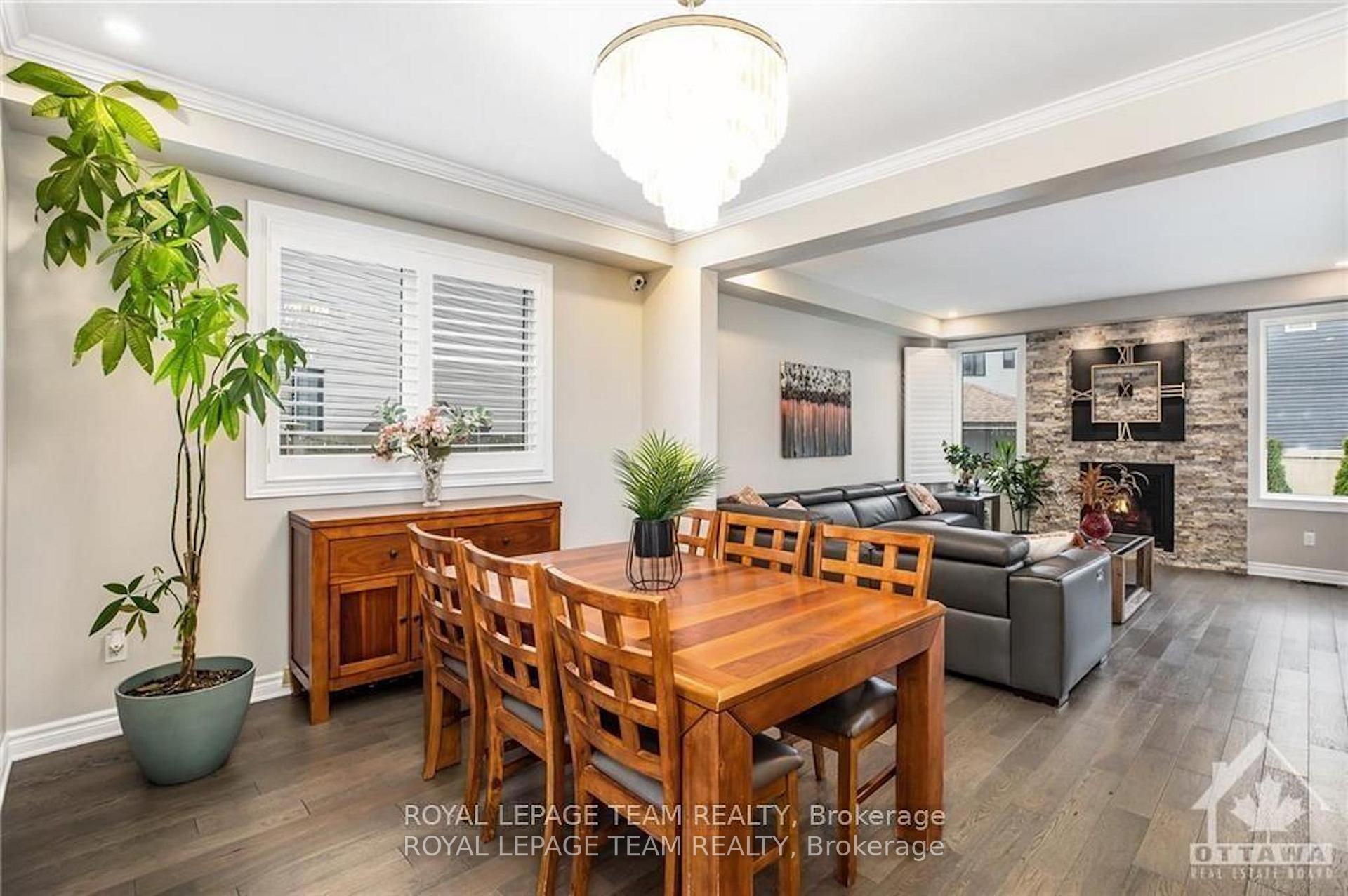 Photo 5 of 240 Saddleback Crescent, Ottawa, Kanata - Kanata Lakes/Heritage Hills — HOMEH