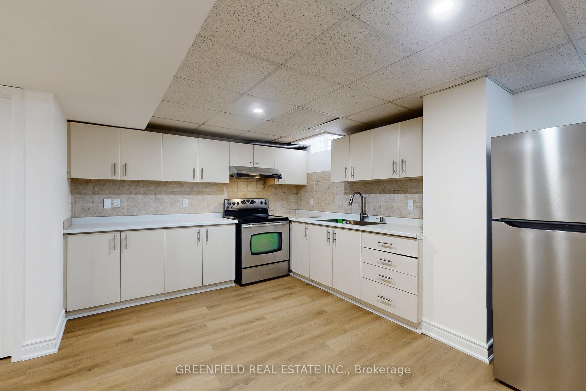 Photo 2 of Unit Bsmt, 107 Golden Avenue, Markham, Middlefield — HOMEH